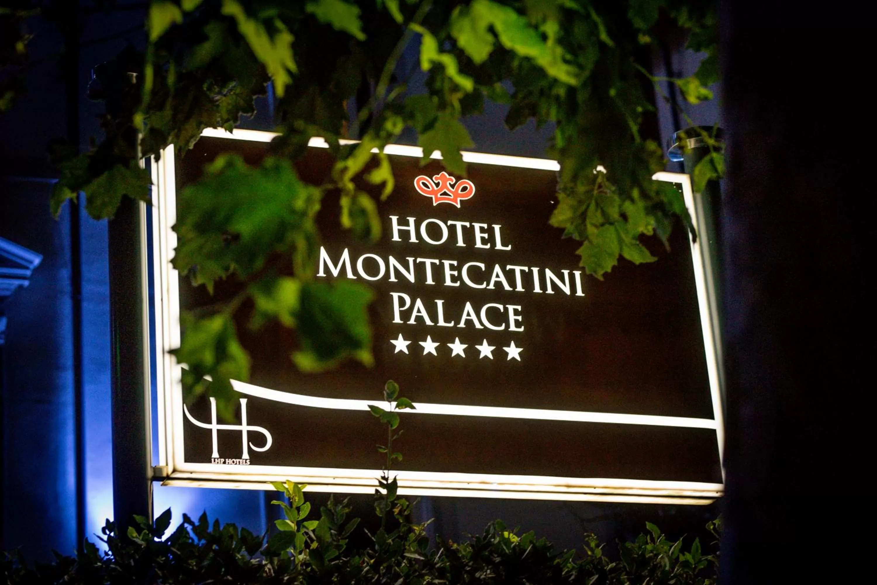 Facade/entrance in LHP Hotel Montecatini Palace & SPA