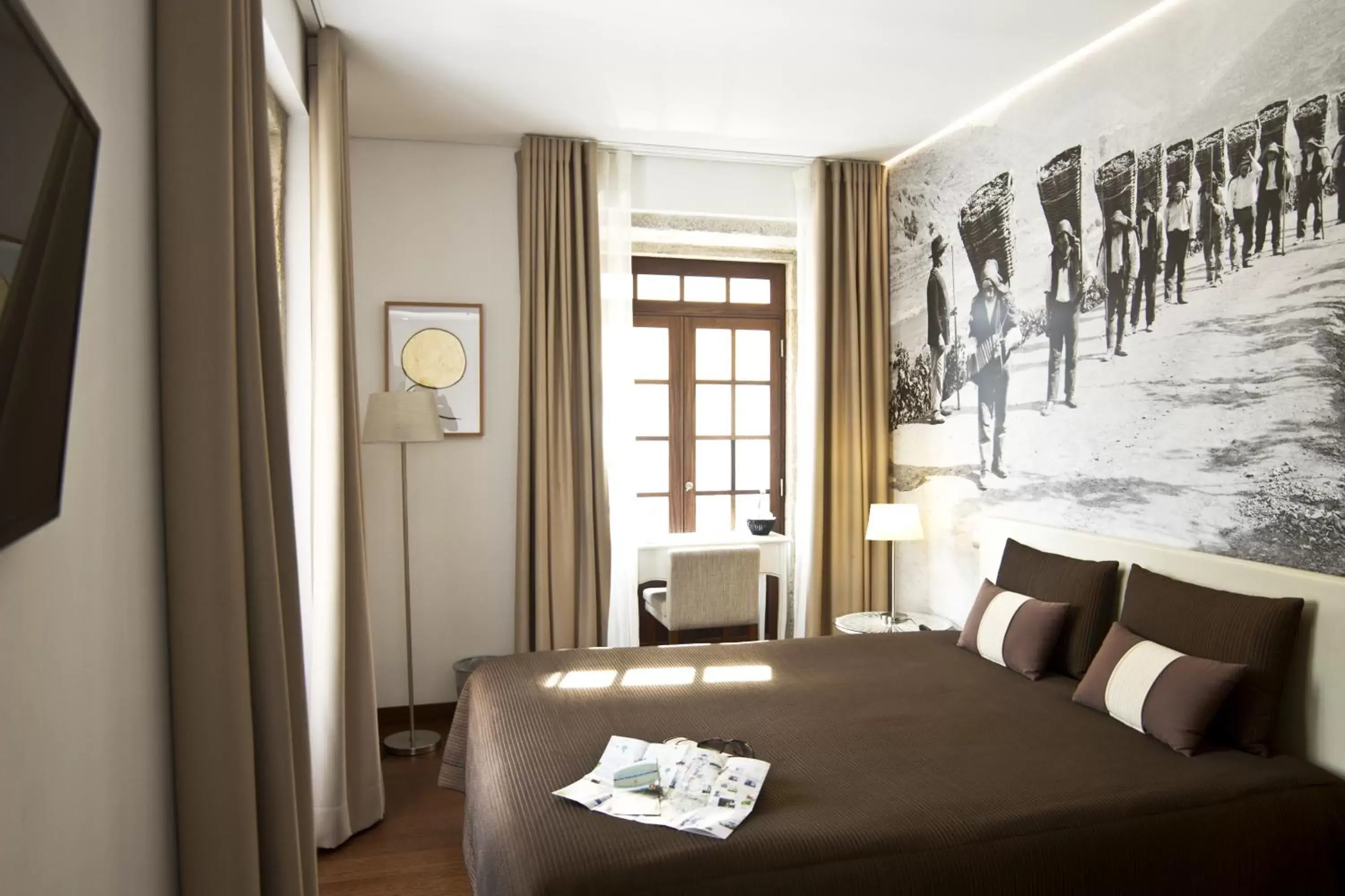 Superior Double Room in Ribeira do Porto Hotel