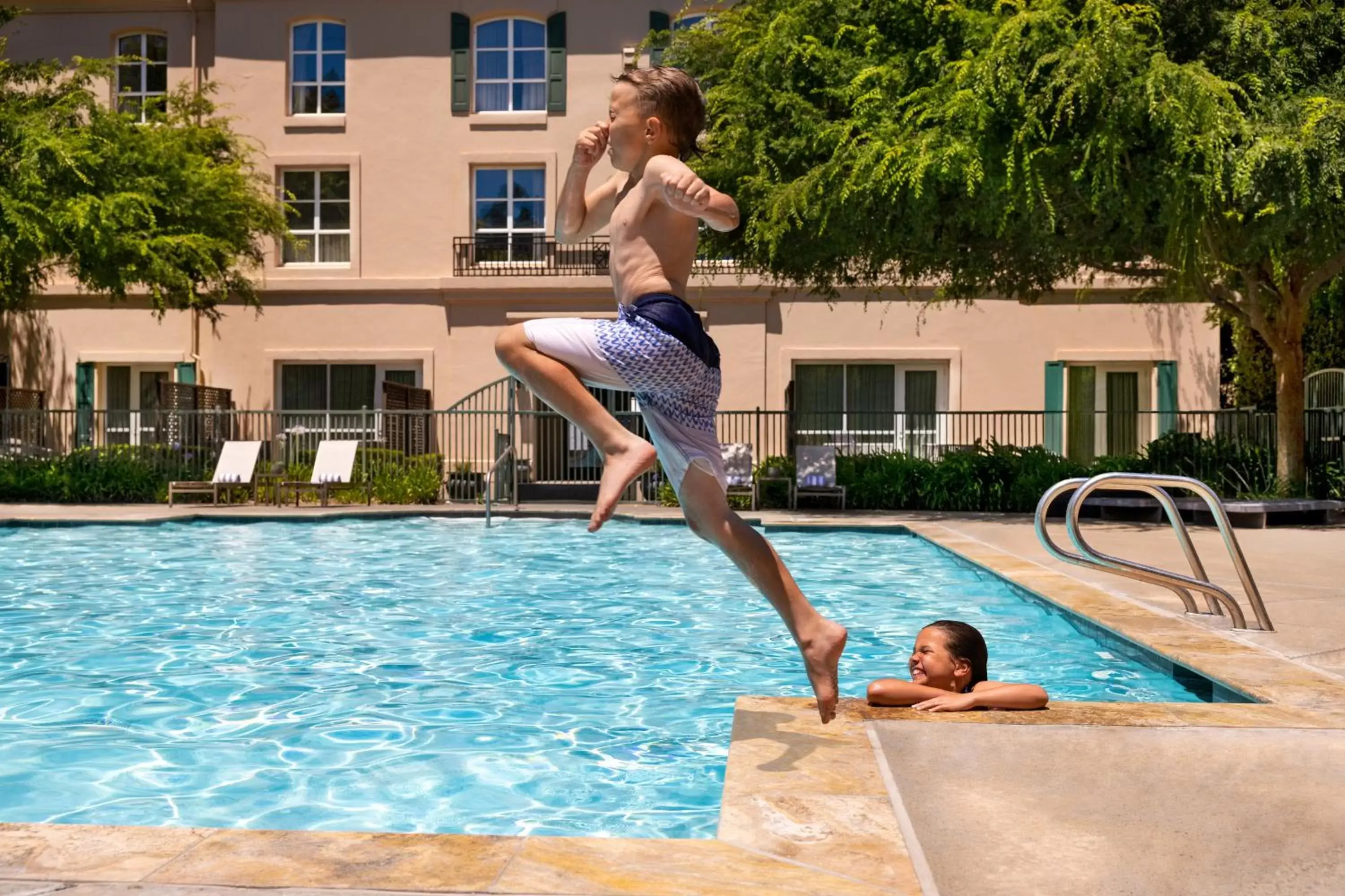 Swimming pool, Guests in Hyatt Regency Sonoma Wine Country