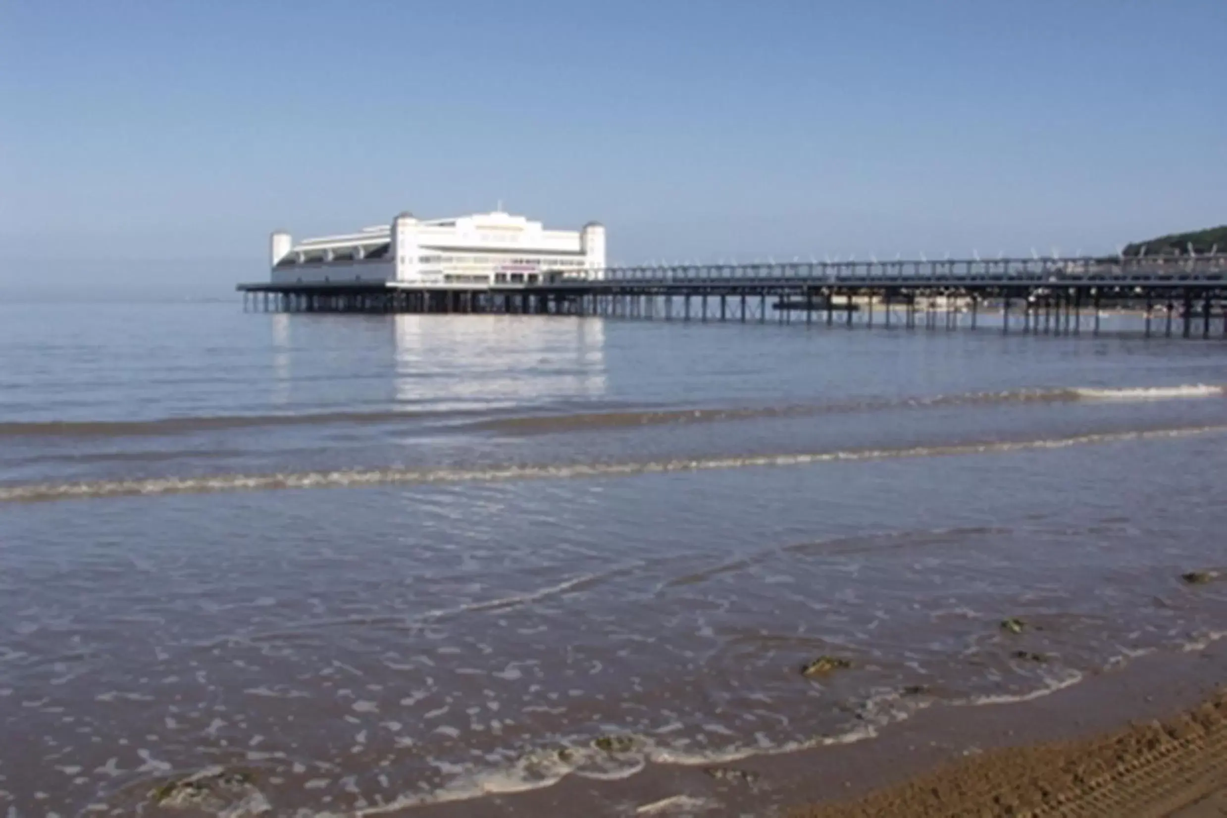 Area and facilities in South Sands Hotel