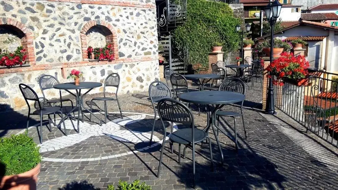 Patio/Outdoor Area in Villa dei Fantasmi