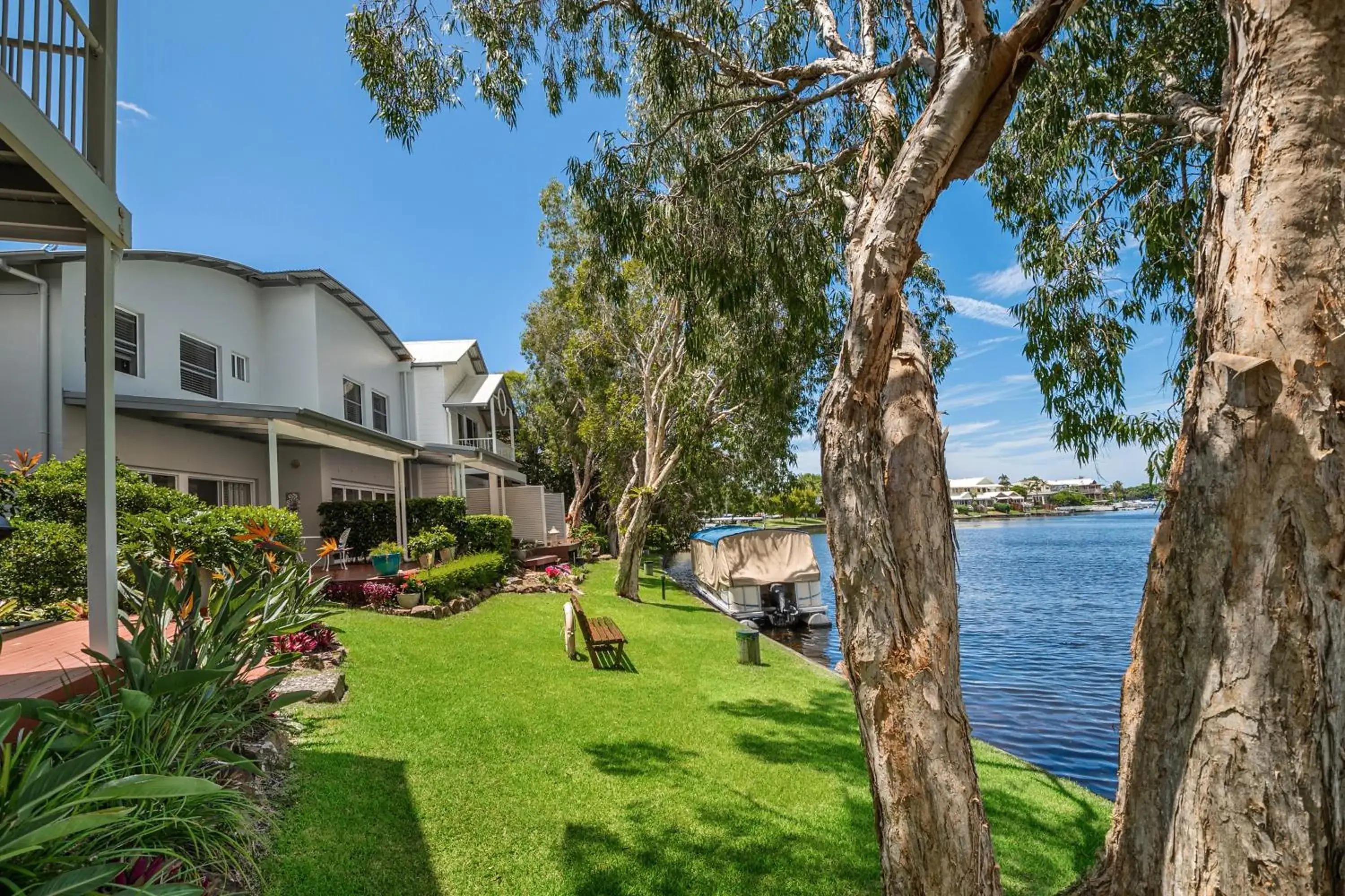 Noosa Entrance Waterfront Resort