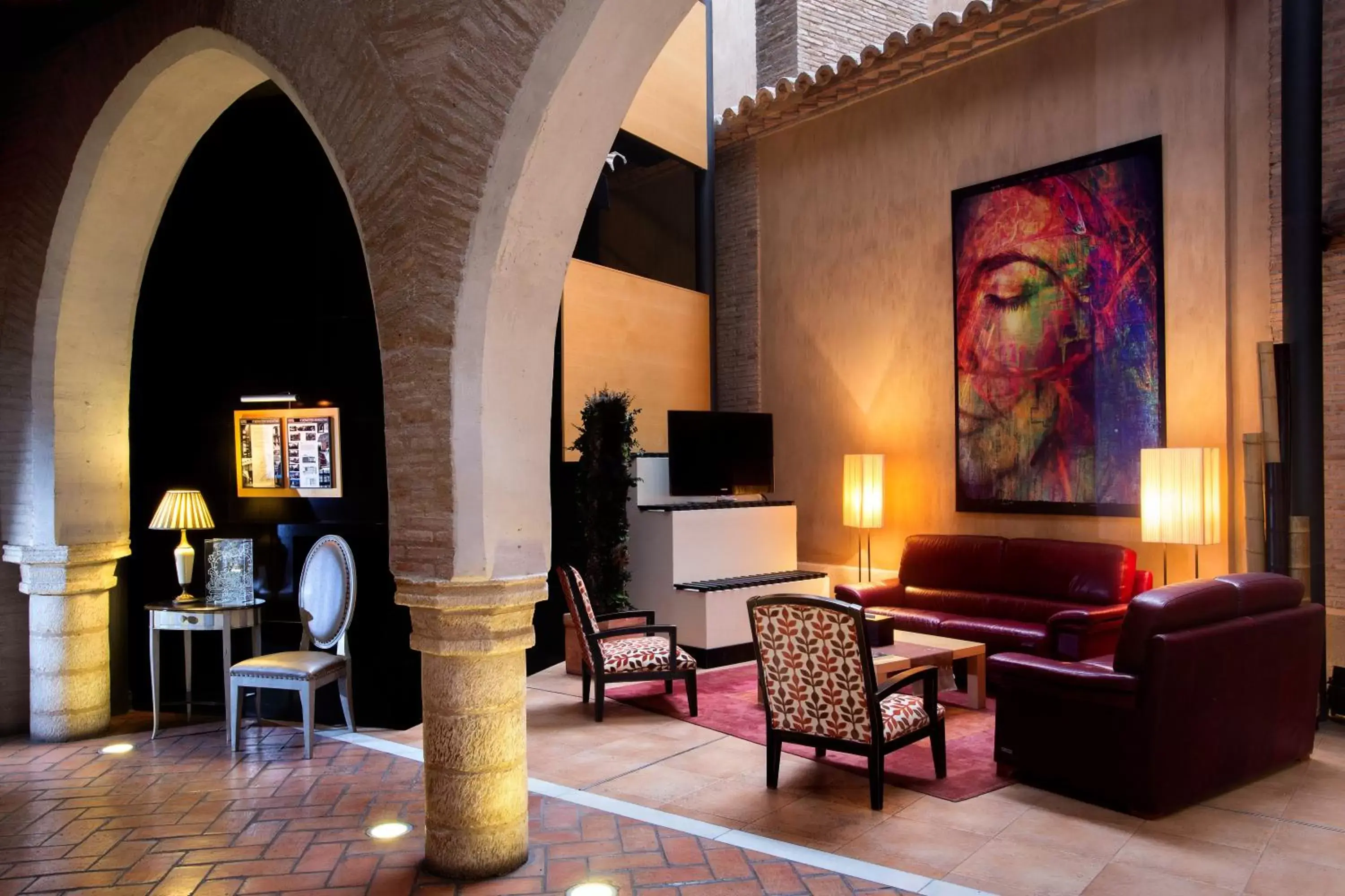Communal lounge/ TV room, Seating Area in Hotel Monasterio Benedictino