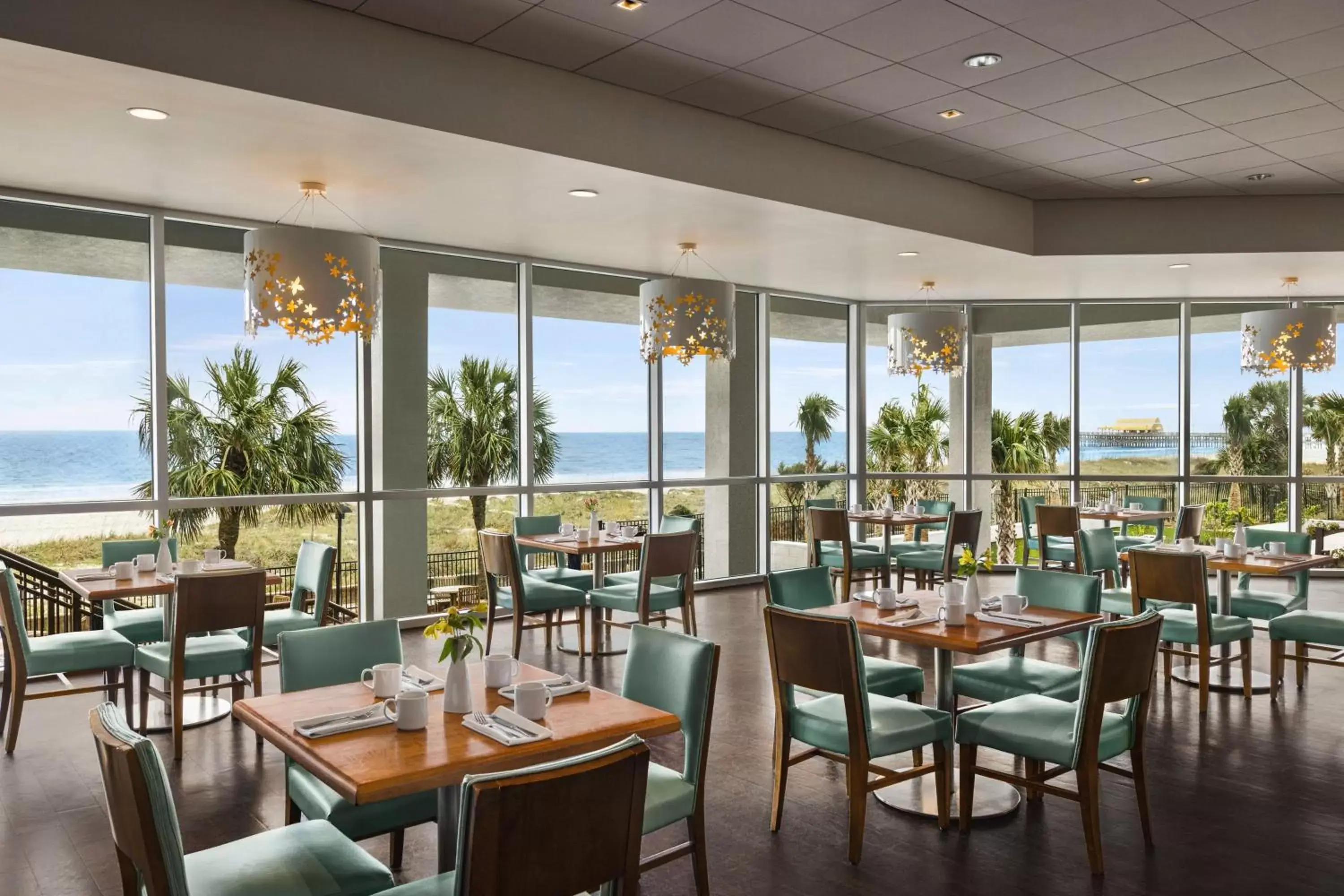 Restaurant/Places to Eat in Embassy Suites by Hilton Myrtle Beach Oceanfront Resort