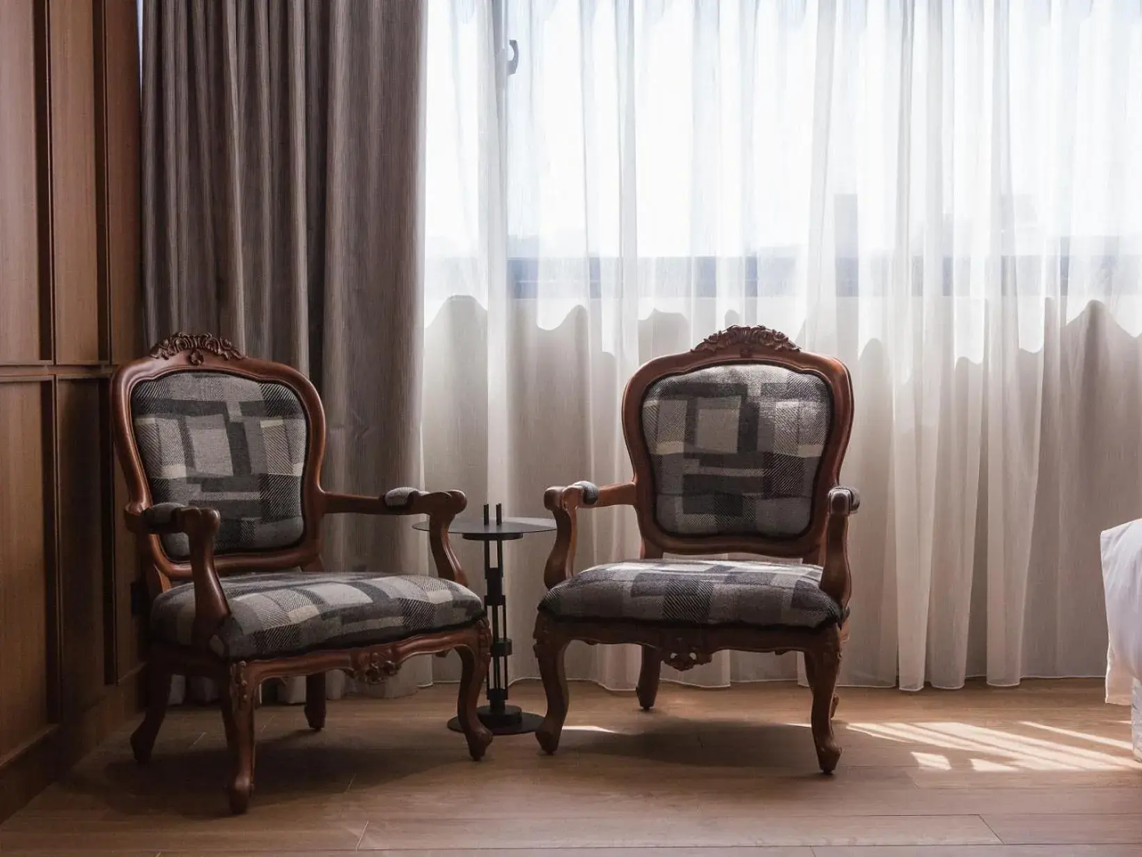 Seating Area in Hôtel de Ľeau