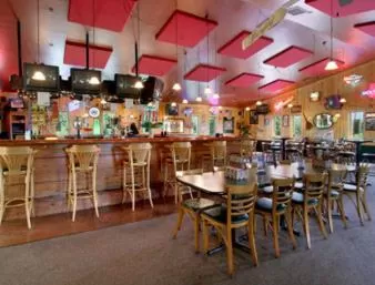 Restaurant/places to eat in Microtel Inn & Suites by Wyndham Hamburg