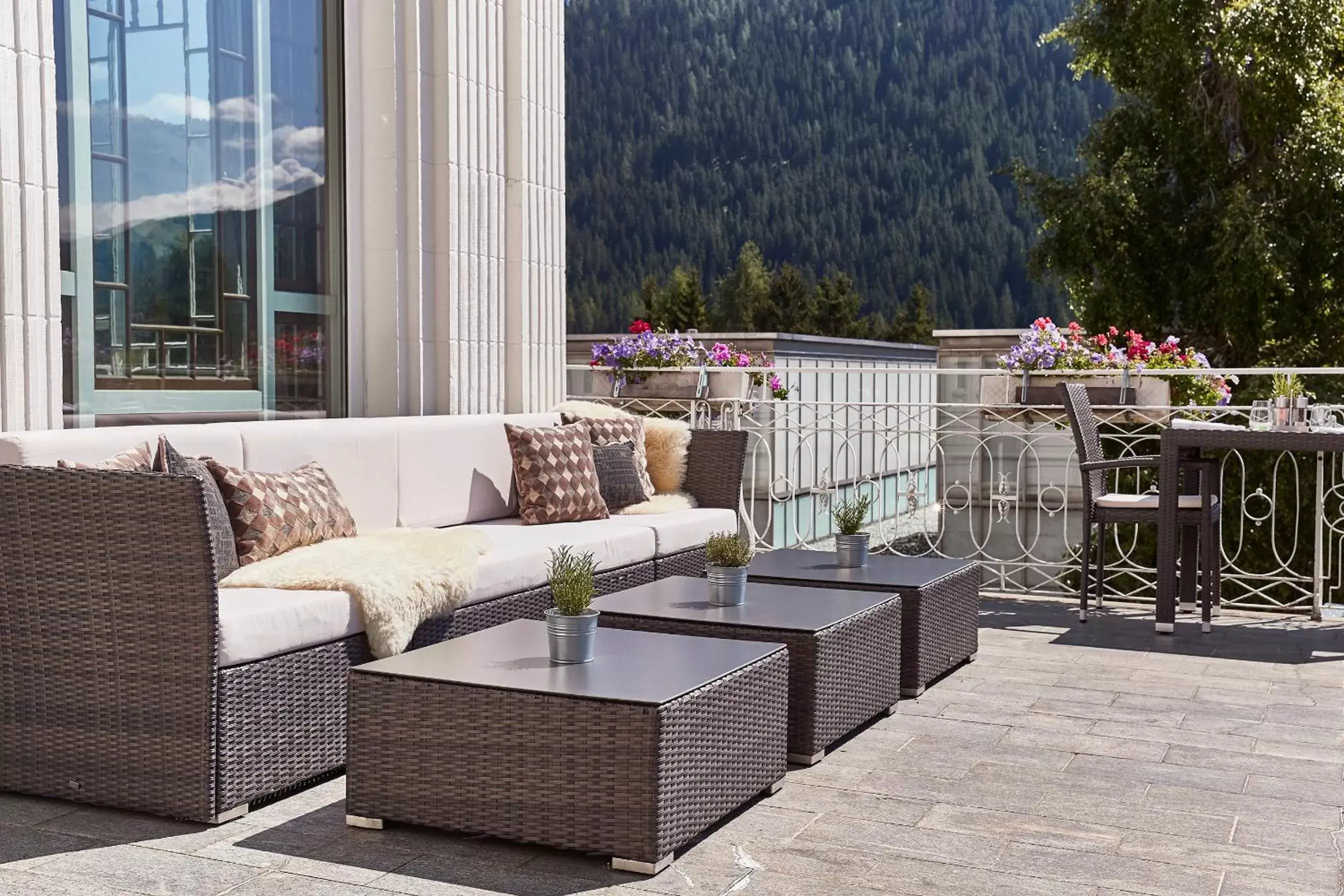 Balcony/Terrace in Steigenberger Icon Grandhotel Belvédère