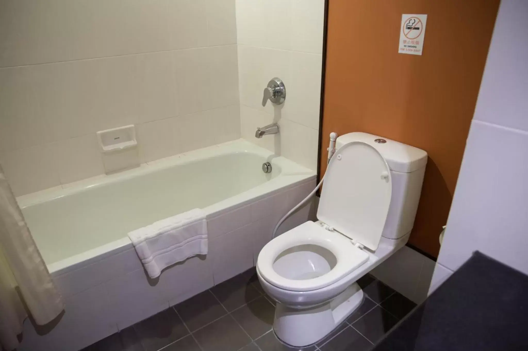 Toilet, Bathroom in Chiangmai Grandview Hotel & Convention Center - SHA Extra Plus