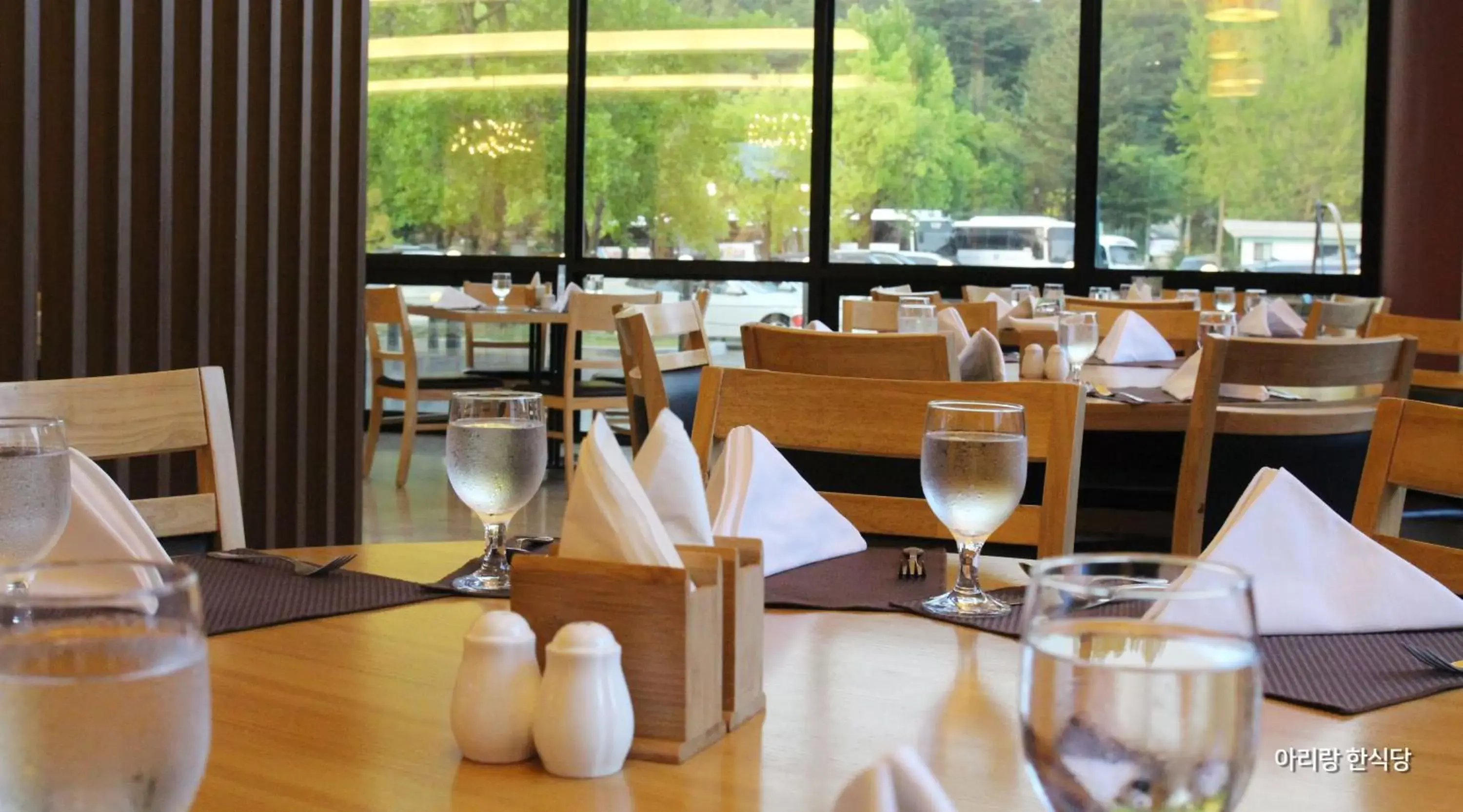 Restaurant/Places to Eat in Commodore Hotel Gyeongju