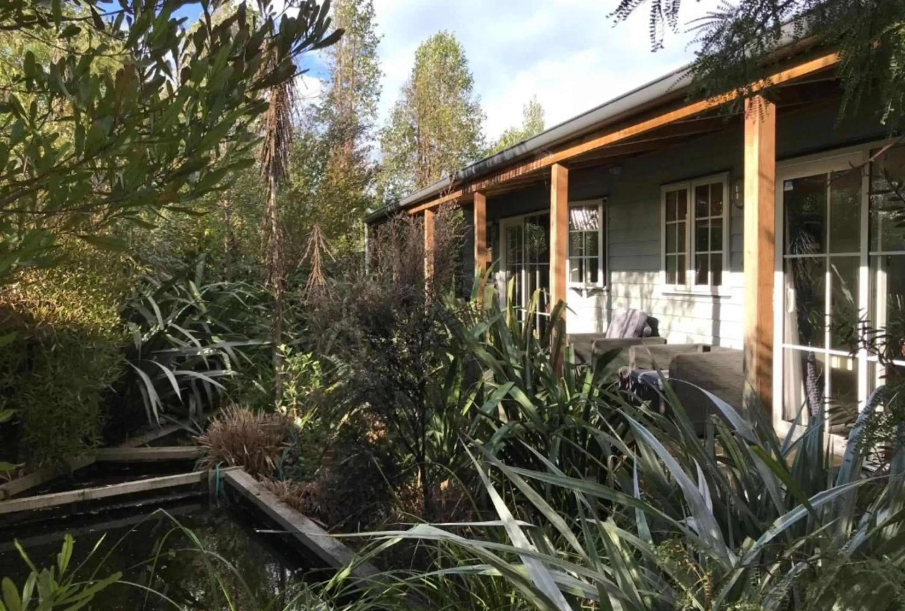 Garden in Cranford Cottages and Motel