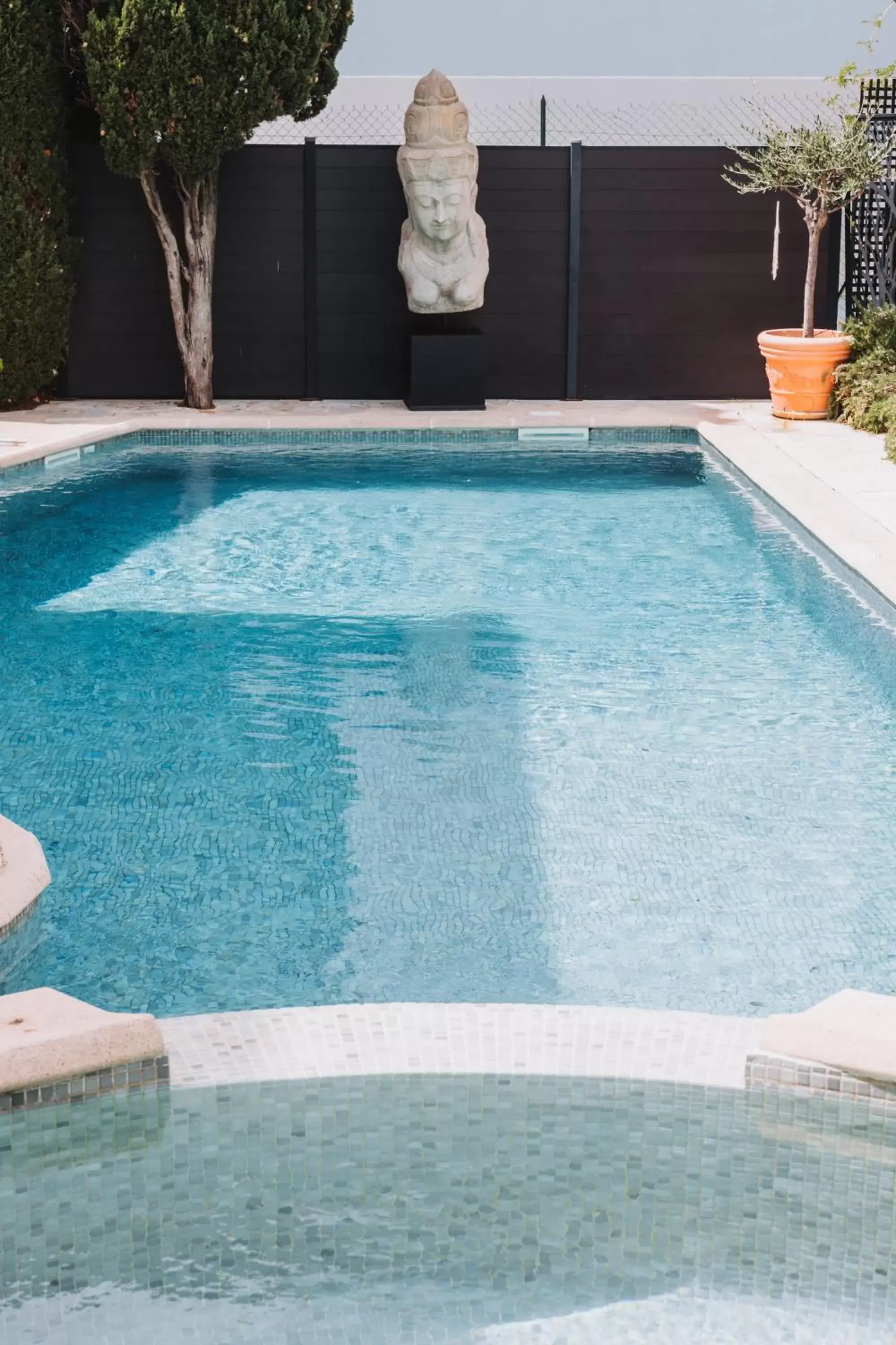 Swimming Pool in Hôtel La Villa Cannes