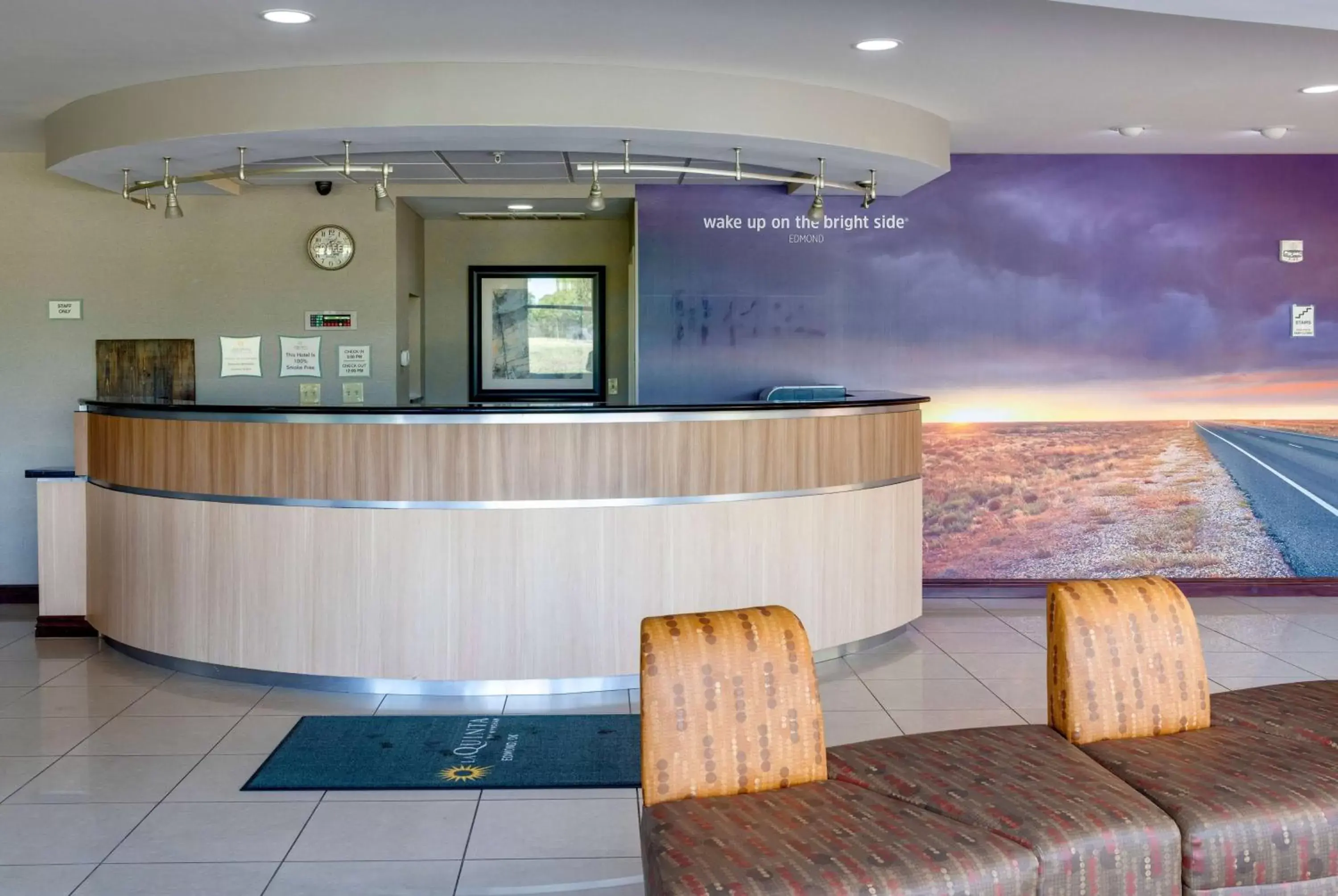 Lobby or reception in La Quinta by Wyndham Edmond Lobby or reception in La Quinta by Wyndham Edmond
