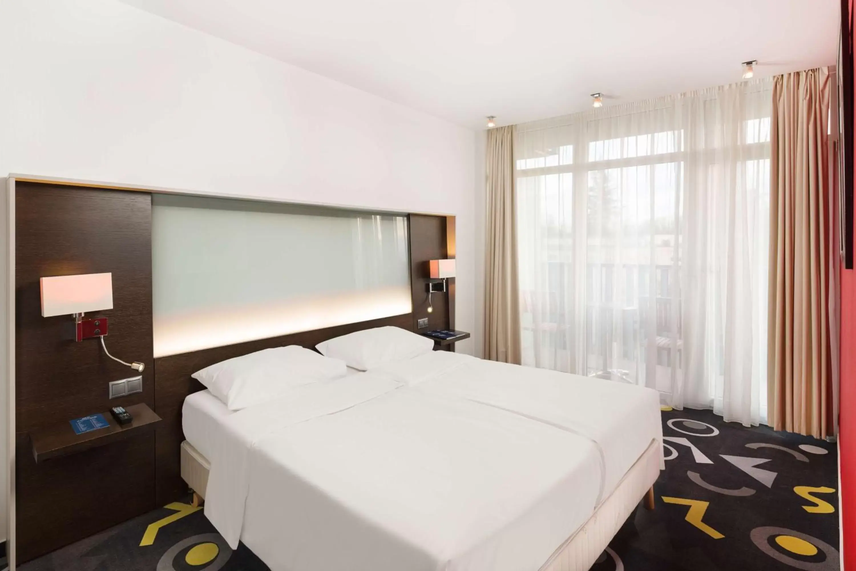Photo of the whole room, Bed in Park Inn by Radisson Sarvar Resort & Spa