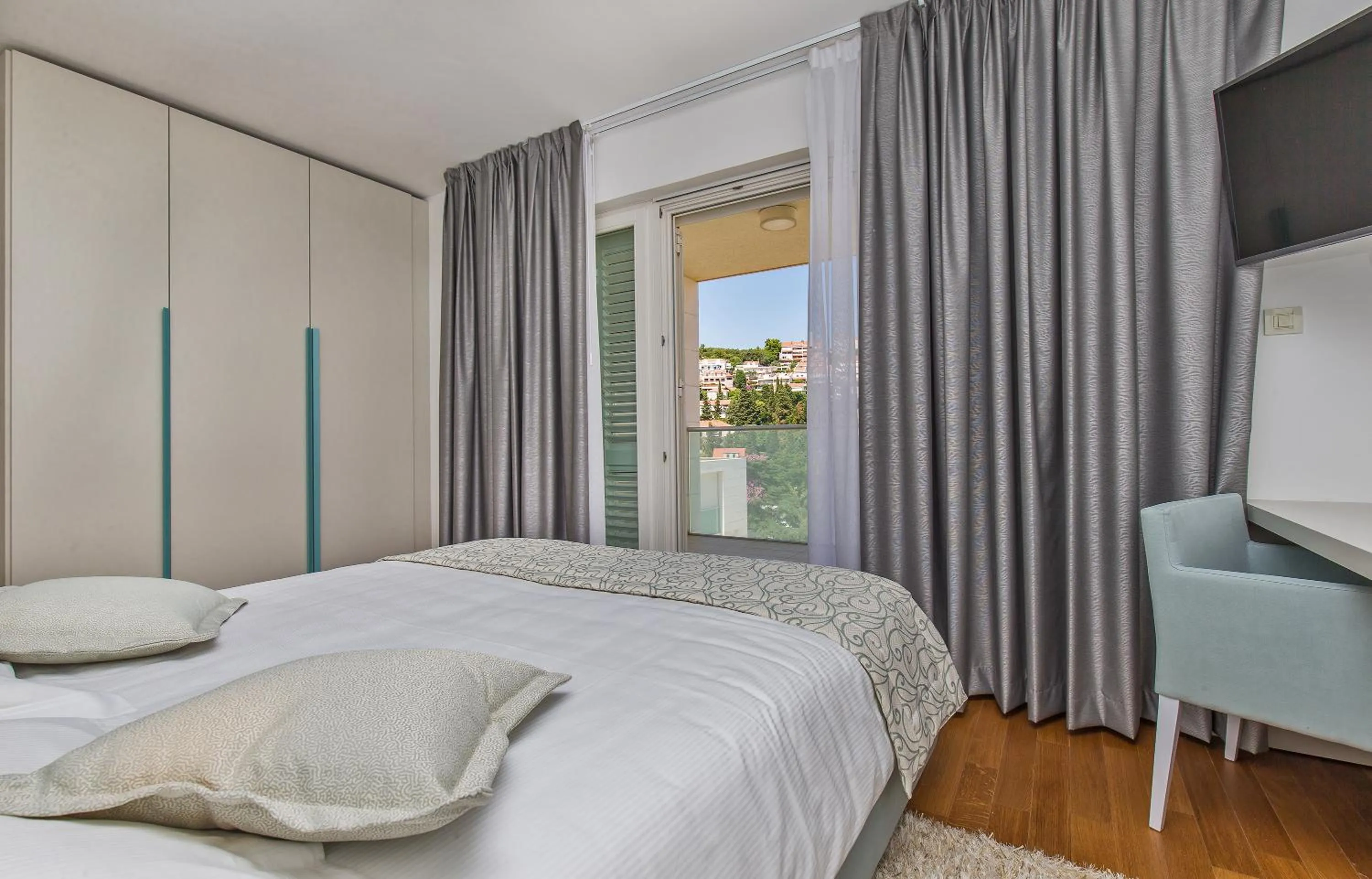 Photo of the whole room, Bed in Dubrovnik Luxury Residence – L’Orangerie