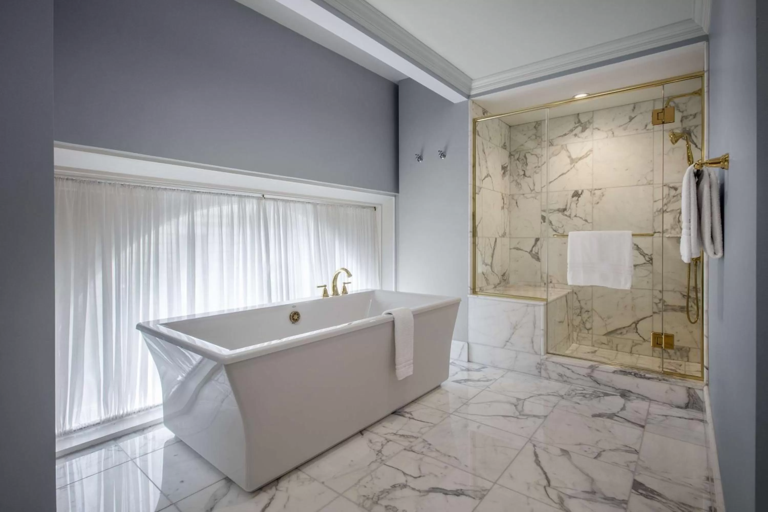 Bathroom in Waldorf Astoria Washington DC