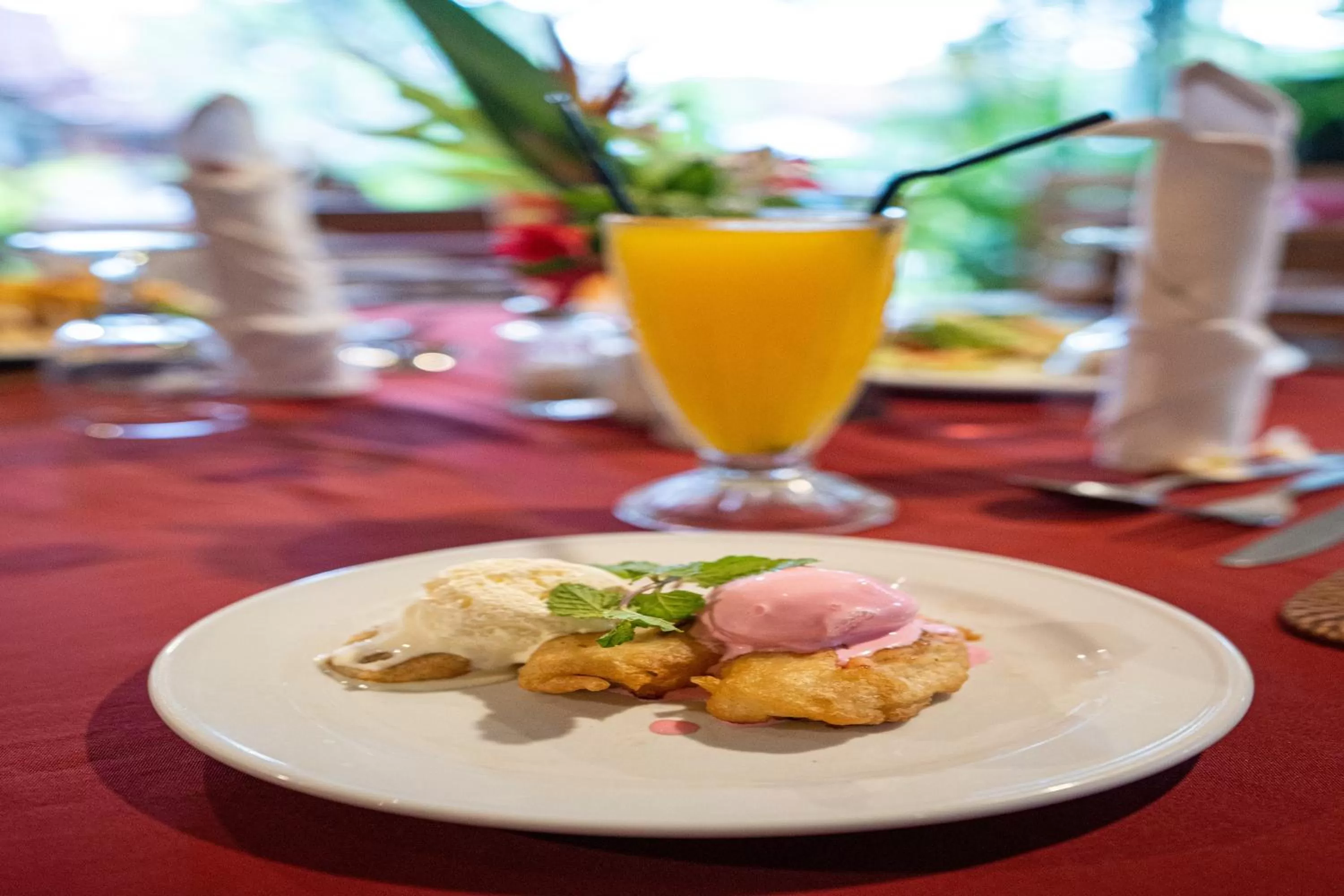 Food and drinks in Hotel Sinar Bali Legian