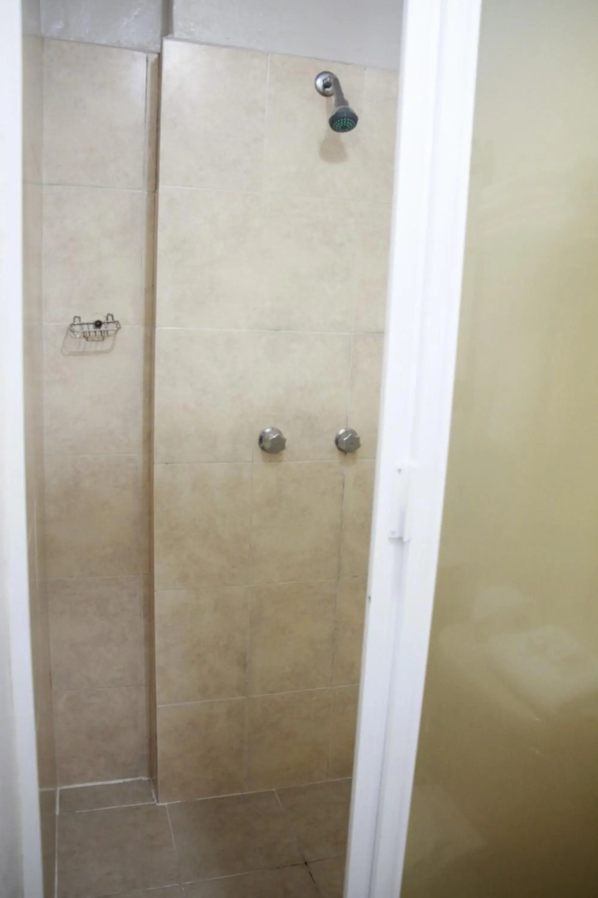 Shower, Bathroom in Casa de los Dulces Sueños