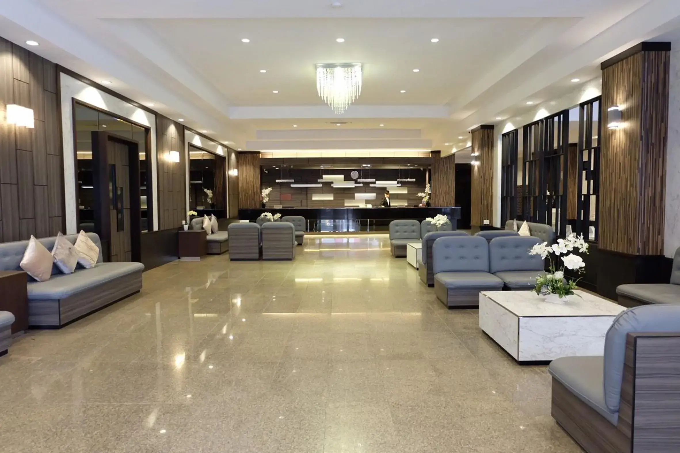 Lobby or reception, Lounge/Bar in The Grand Day Night (SHA Plus)