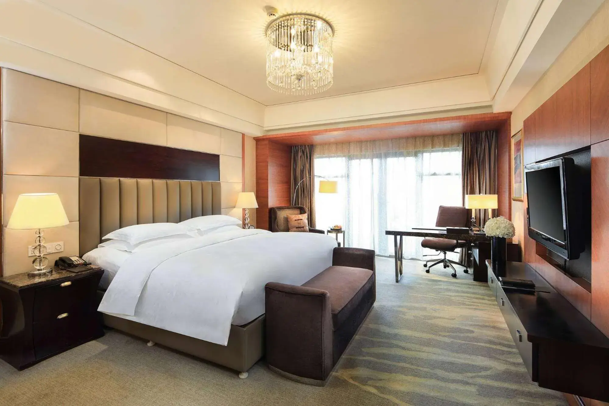Photo of the whole room in Wyndham Grand Plaza Royale Hangzhou