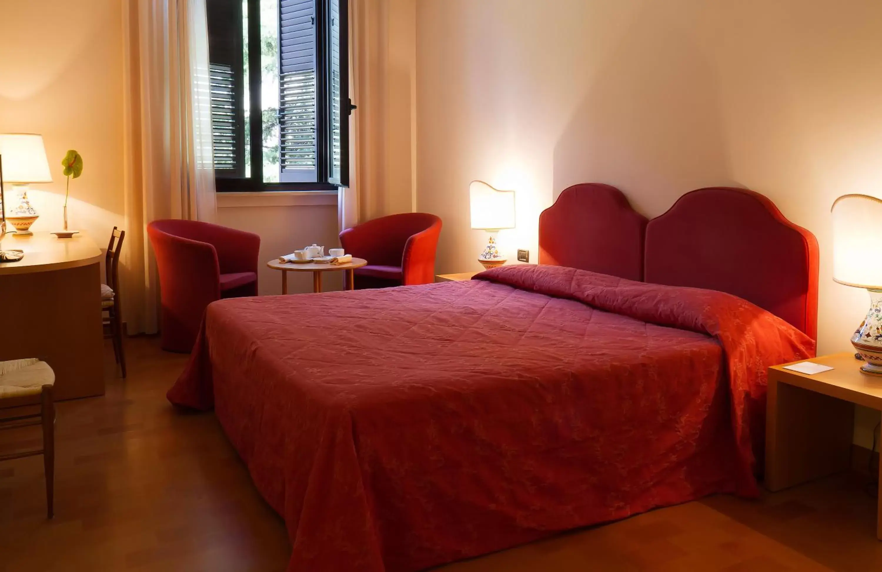 Photo of the whole room, Bed in Hotel dei Duchi