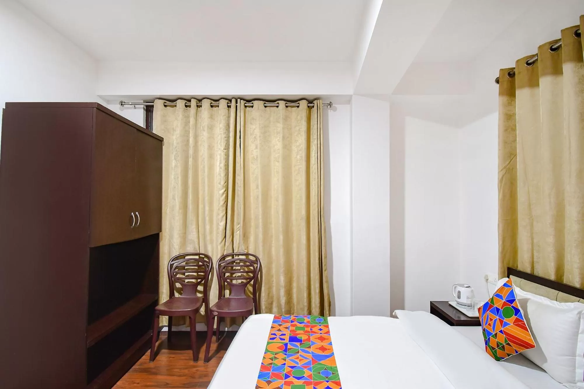 Photo of the whole room, TV/Entertainment Center in FabHotel Snoopy