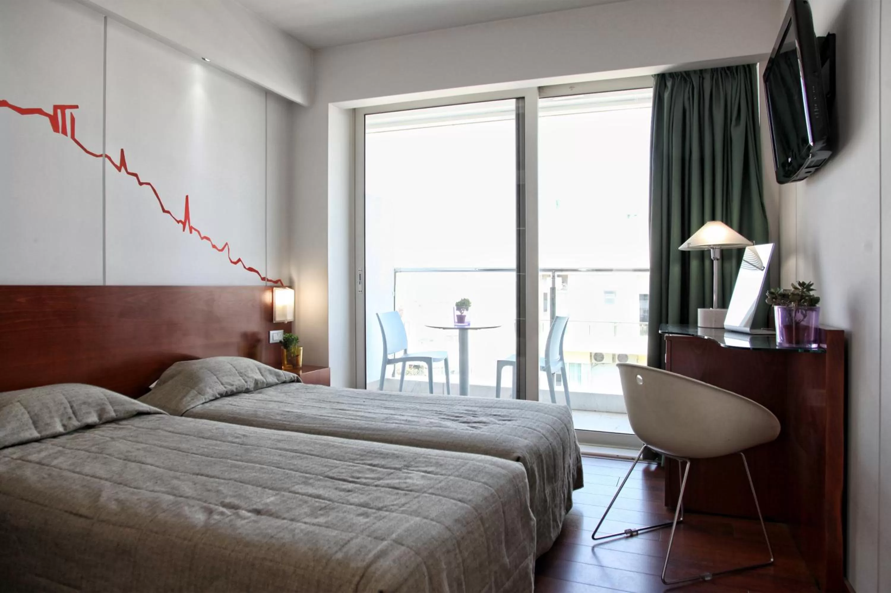 Bed in Dorian Inn - Sure Hotel Collection by Best Western