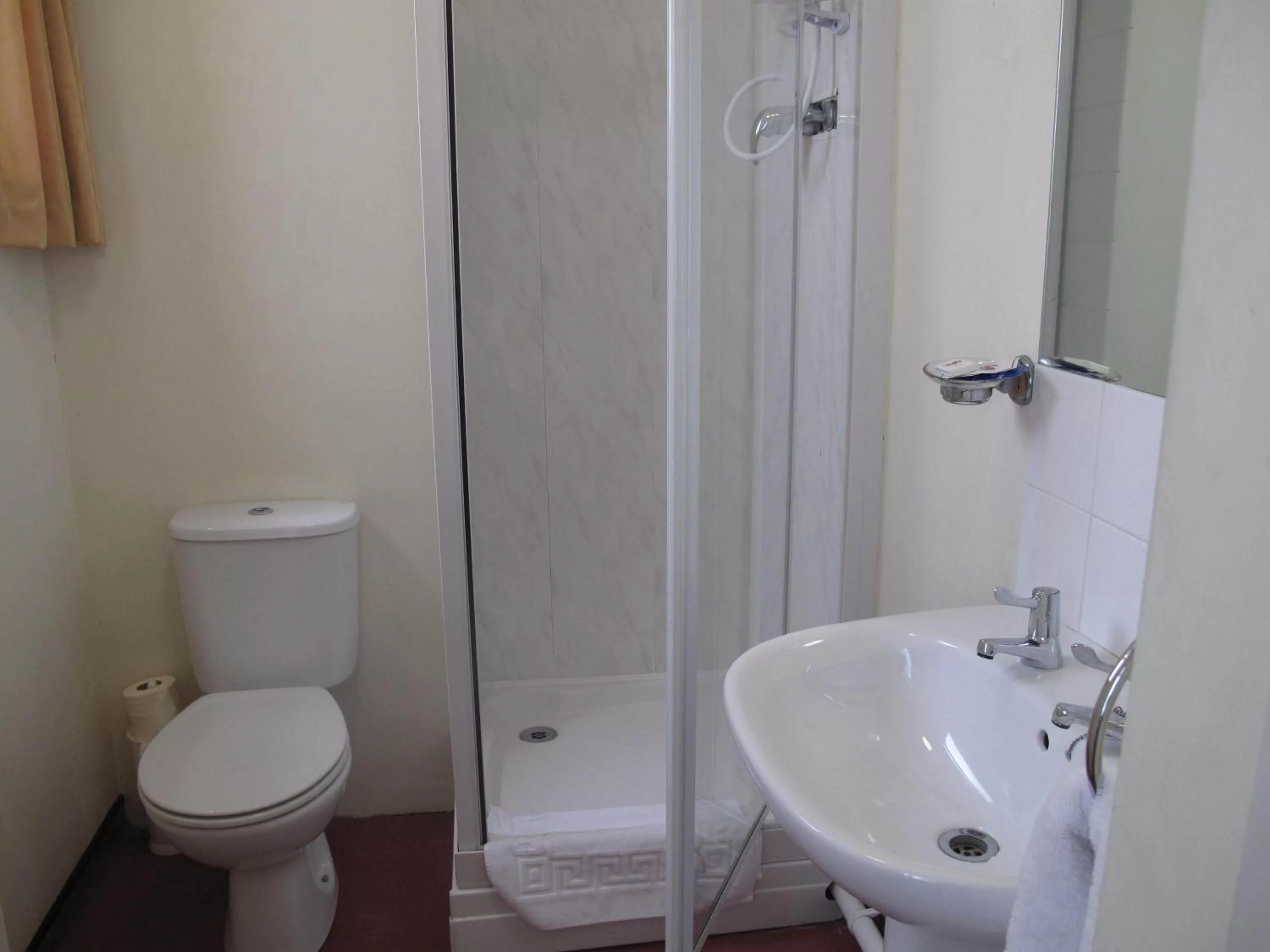 Bathroom in ML Lodge