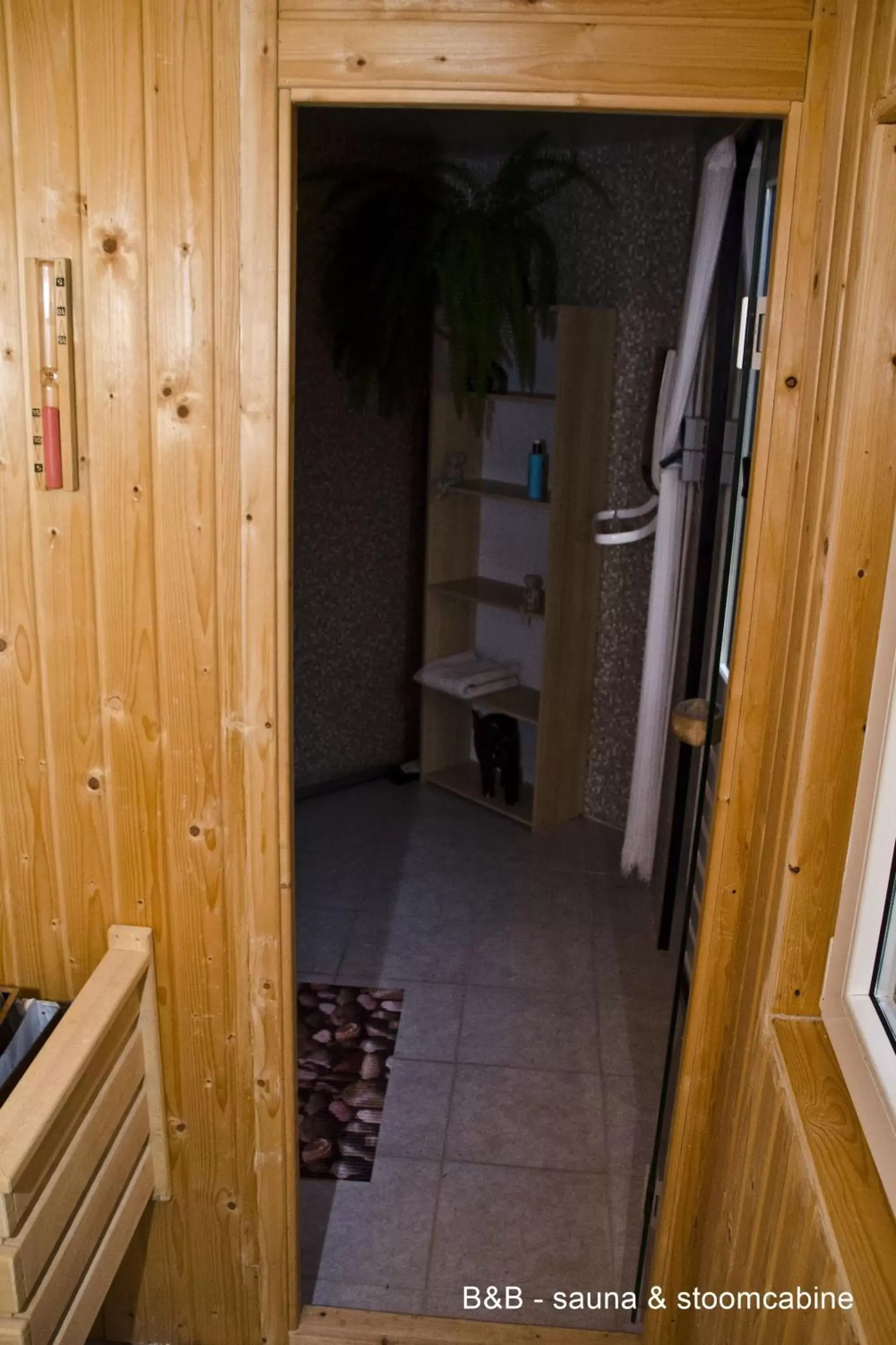Sauna, Bathroom in Slapen in Dordrecht