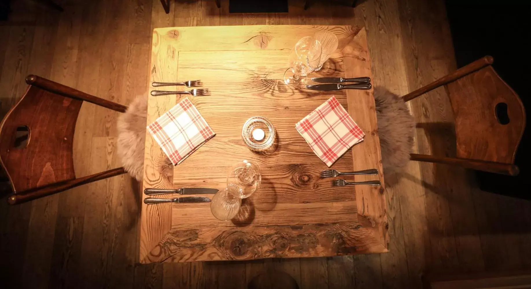 Food and drinks, Dining Area in Hotel Seehof-Arosa