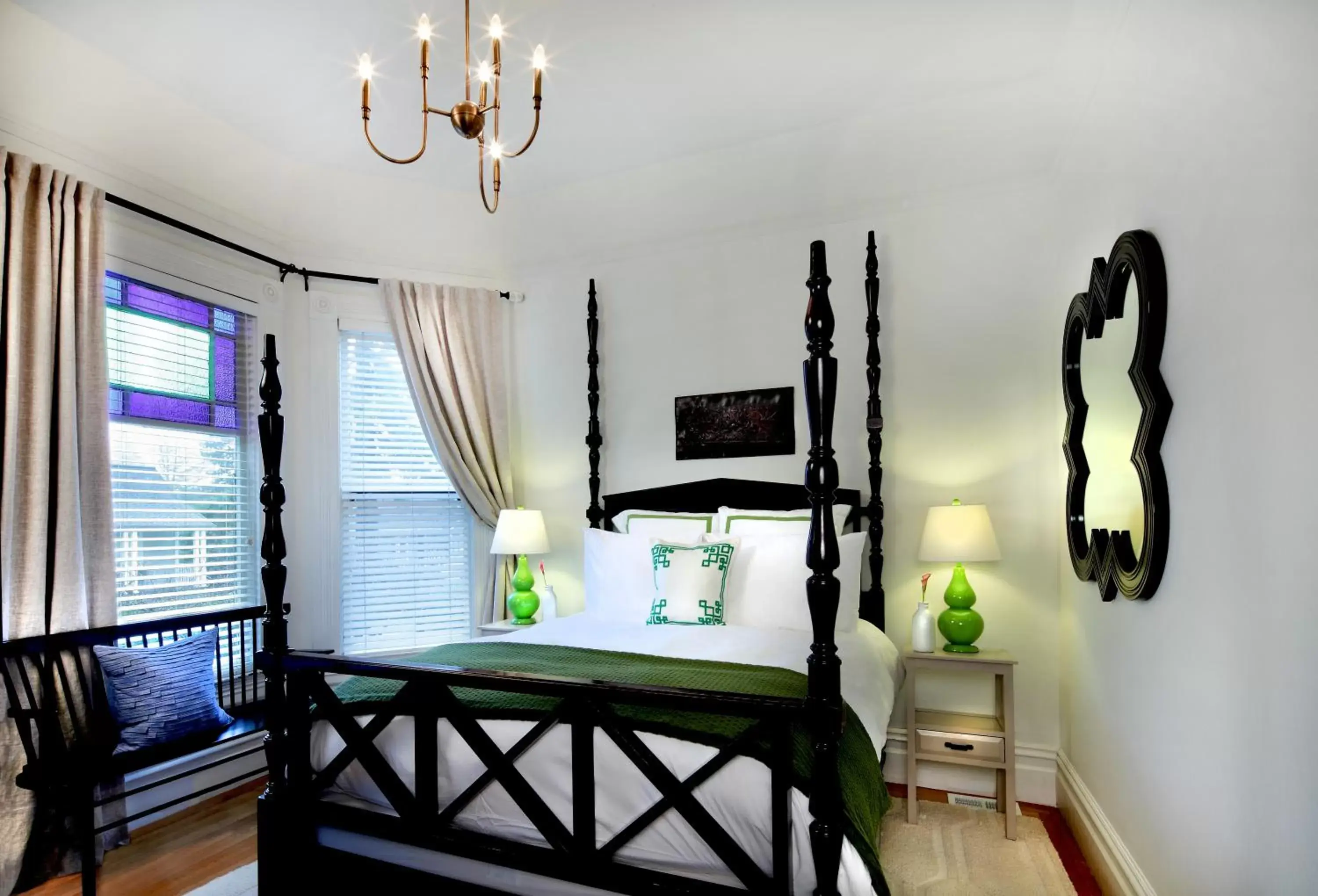 Queen Room in The Grape Leaf Inn Queen Room in The Grape Leaf Inn