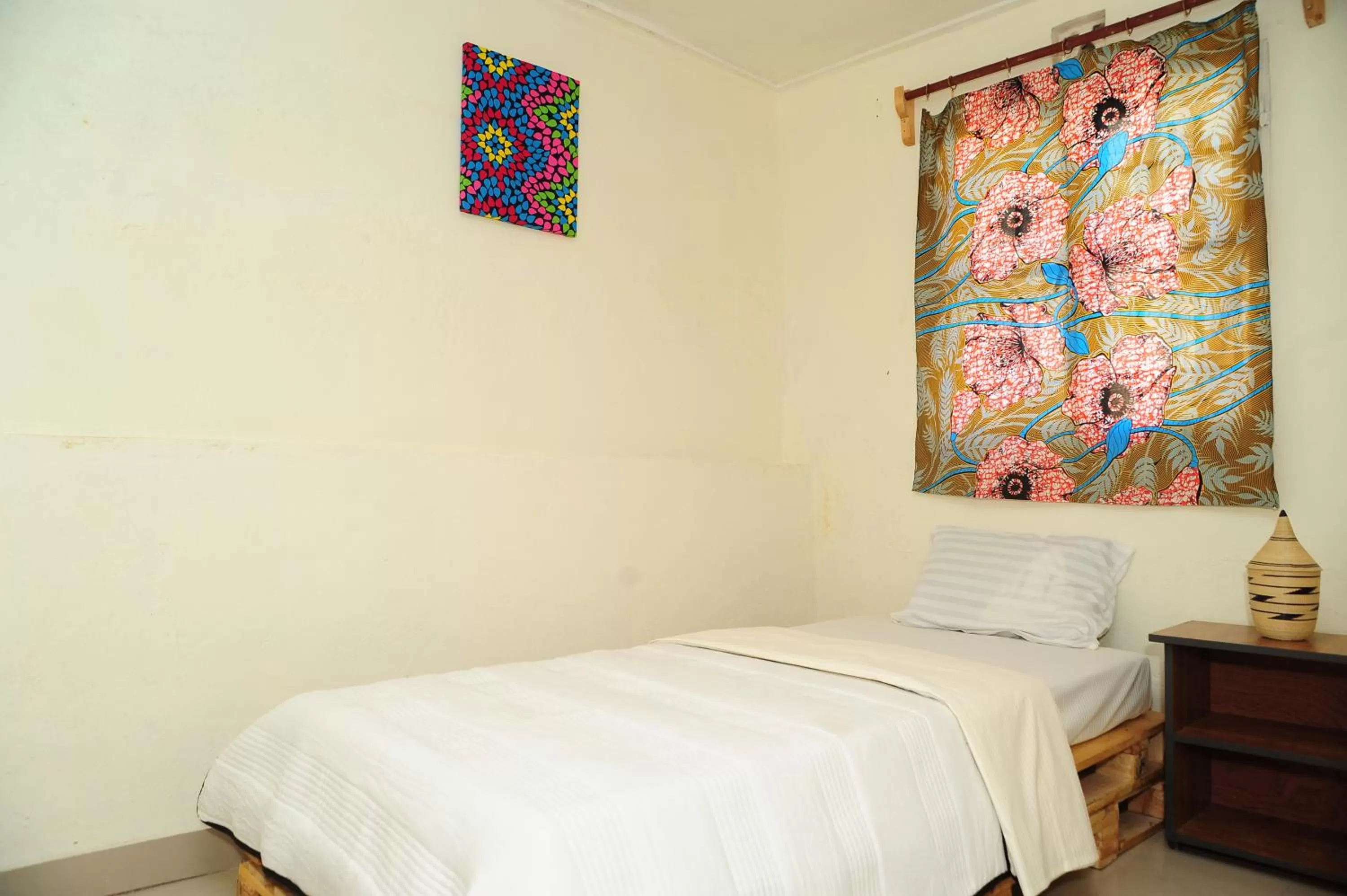 Bedroom in INZOZI AFRICA HOUSE B&B- Kacyiru