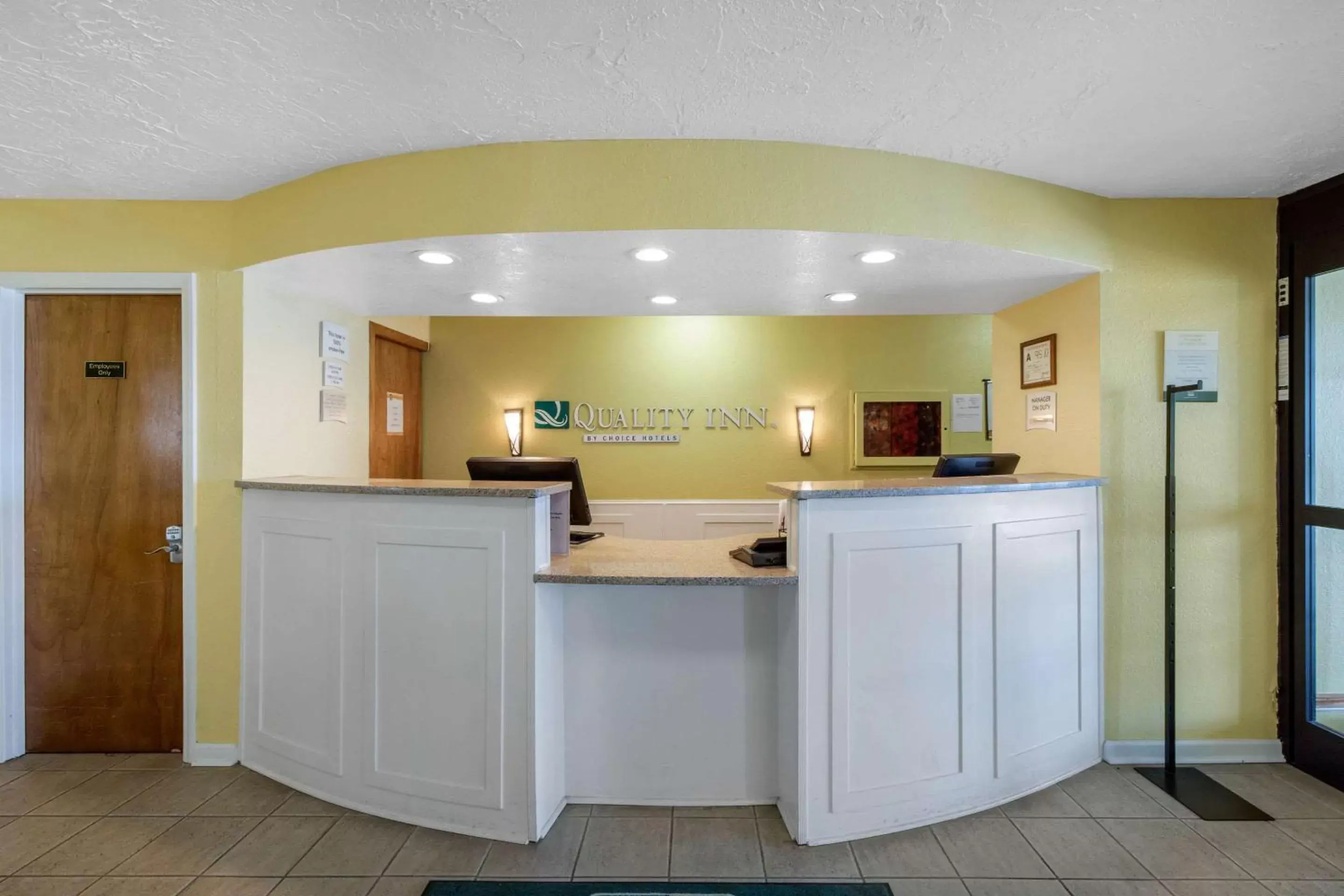 Lobby or reception, Lobby/Reception in Quality Inn Carolina Oceanfront