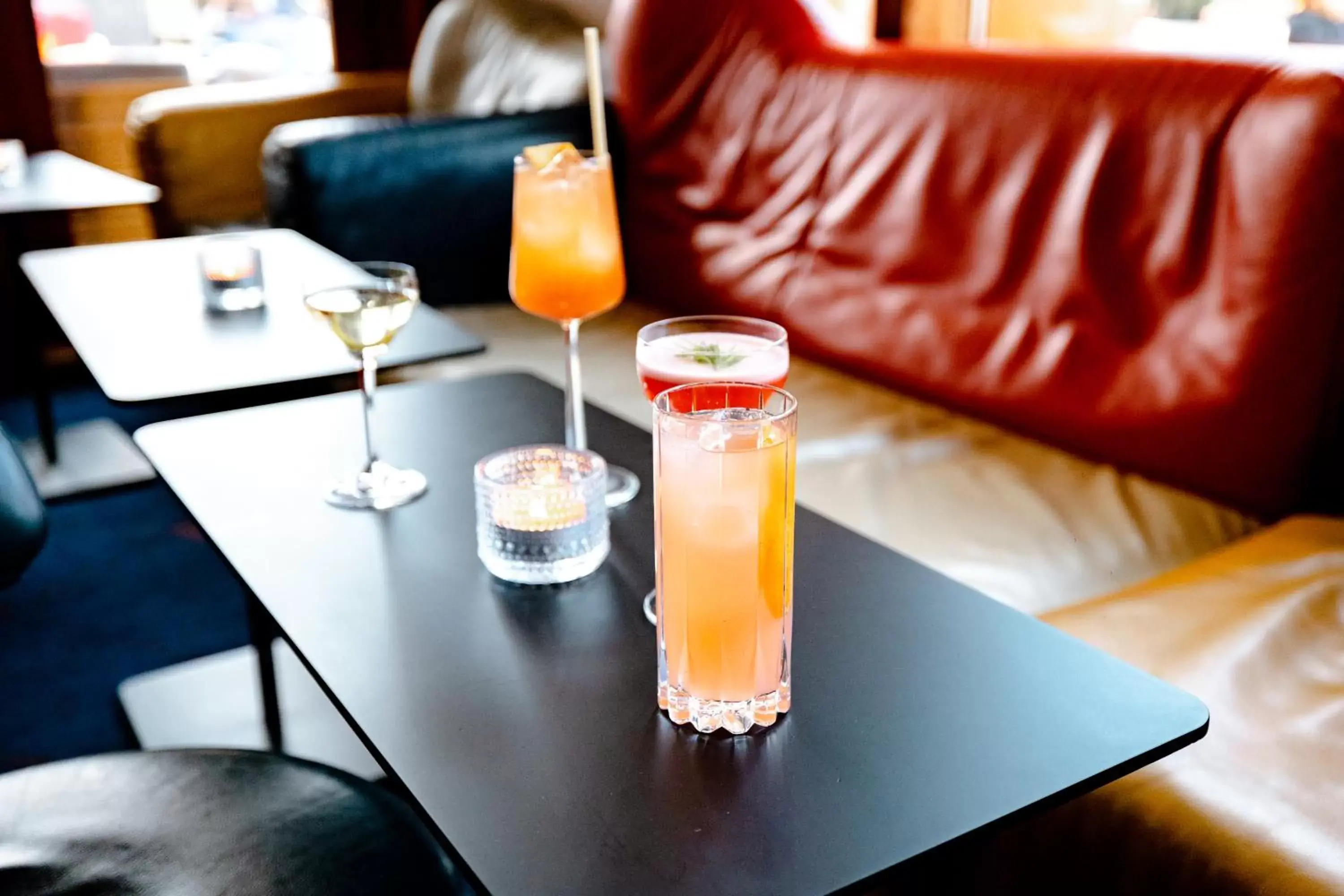 Lounge or bar in Avalon Hotel Lounge or bar in Avalon Hotel