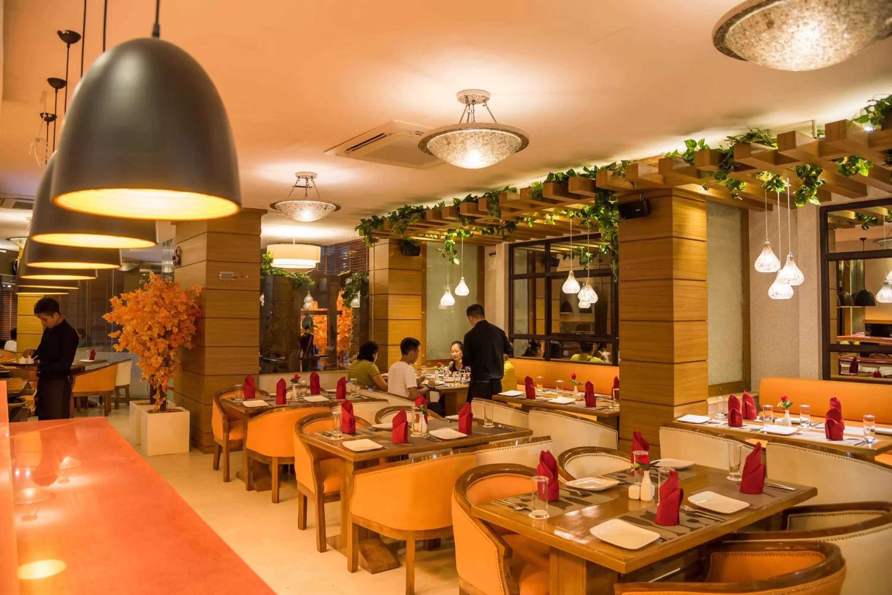 Restaurant/places to eat in Sangai Continental (The Boutique Hotel)