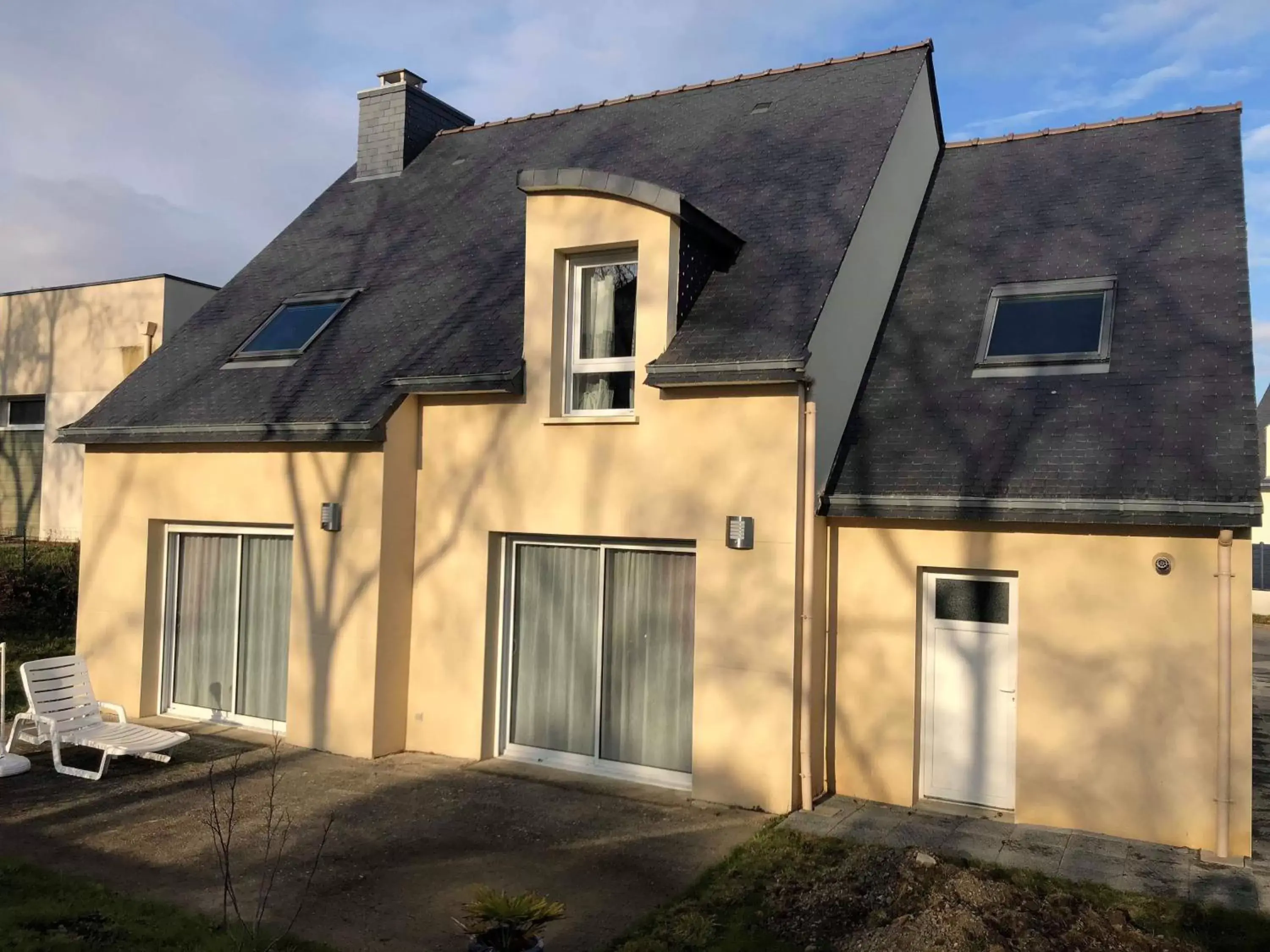 Property Building in Home Auray