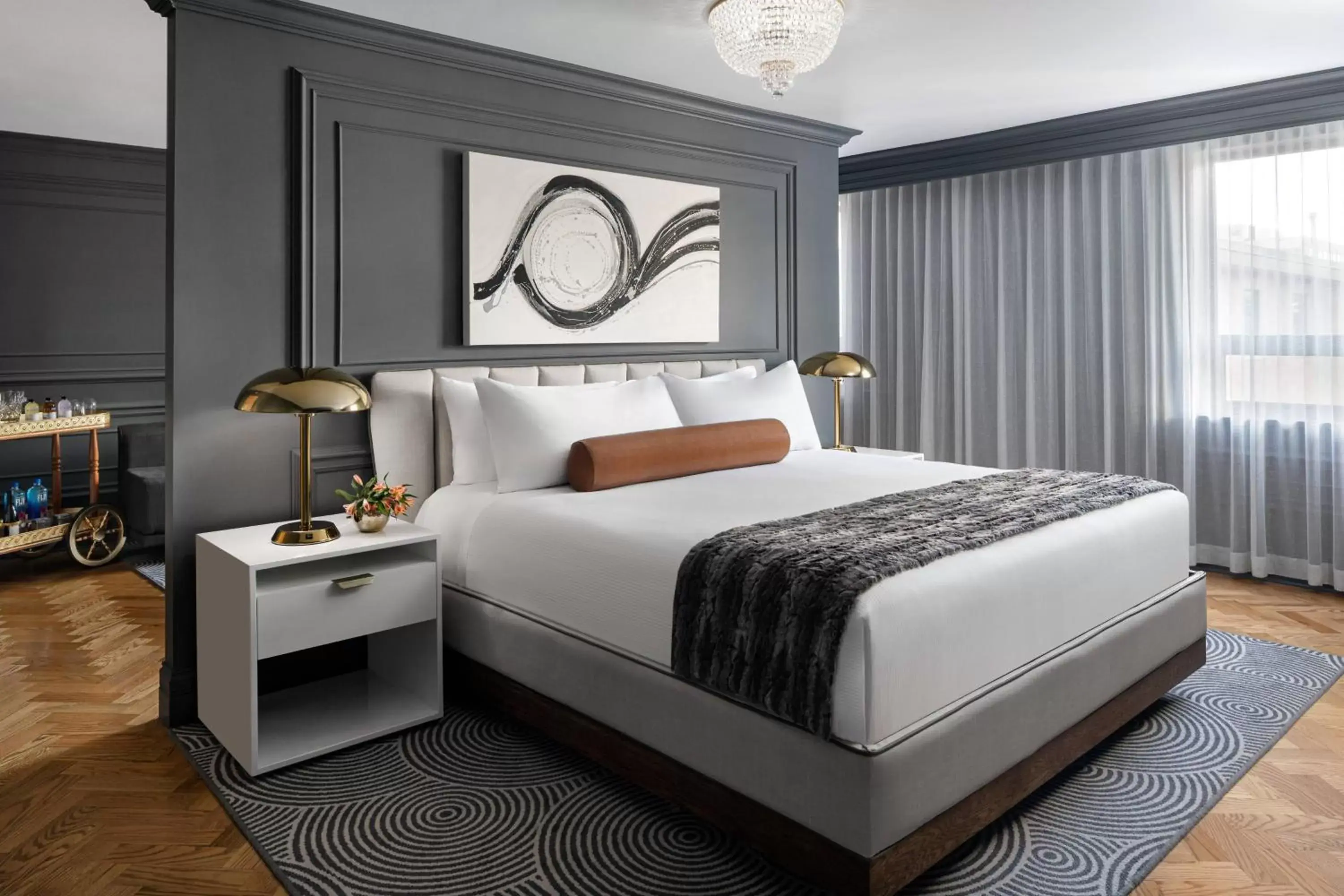 Bedroom, Bed in The Drake Oak Brook, Autograph Collection