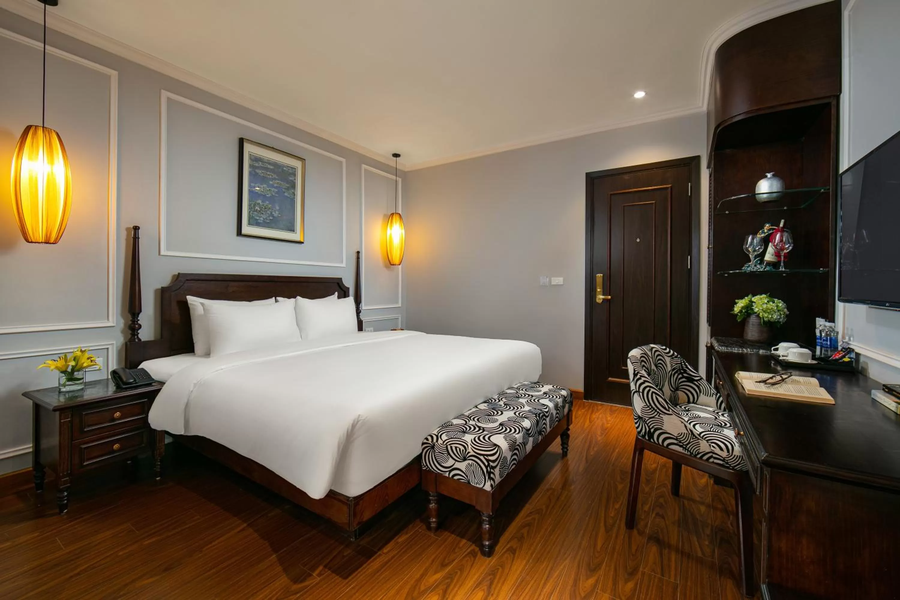 Bed in Salute Premium Hotel & Spa