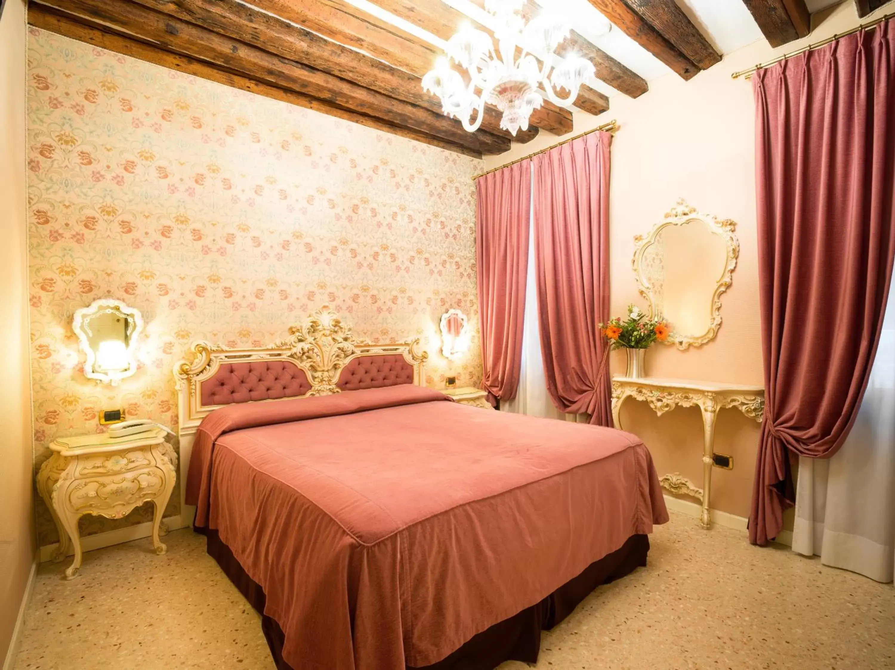 Photo of the whole room, Bed in Dimora Marciana