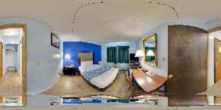 Family Room - Non Smoking/Pet Friendly in Econo Lodge Inn & Suites Windsor Locks Bradley Airport