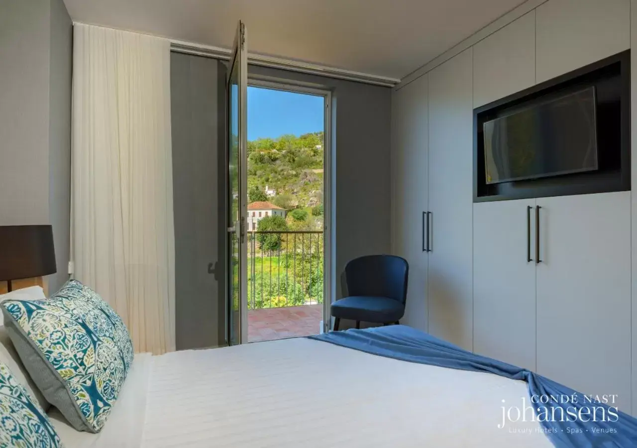 View (from property/room), Bed in Pure Monchique Hotel - Villa Termal Spa Resort - by Unlock Hotels View (from property/room), Bed in Pure Monchique Hotel - Villa Termal Spa Resort - by Unlock Hotels
