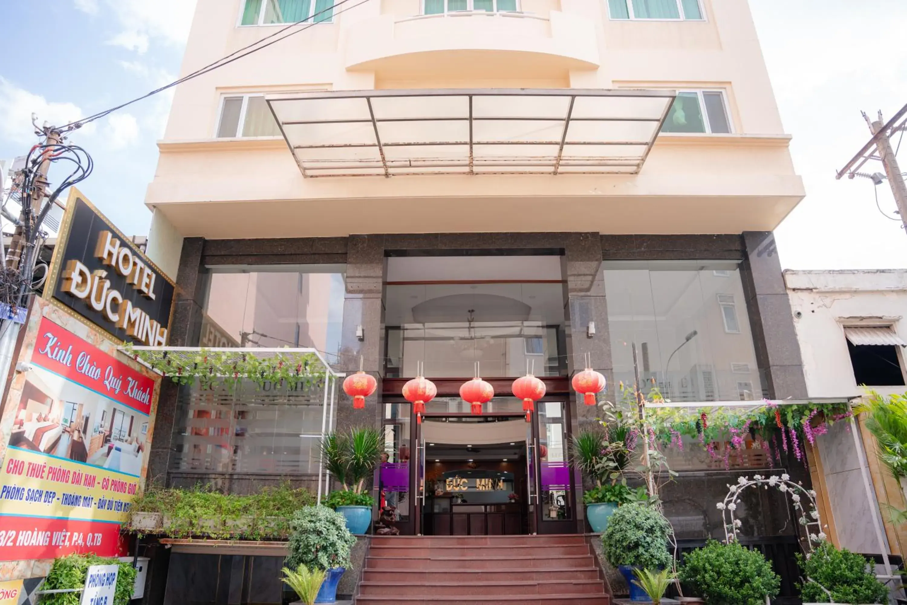 Facade/entrance, Property Building in Duc Minh Hotel