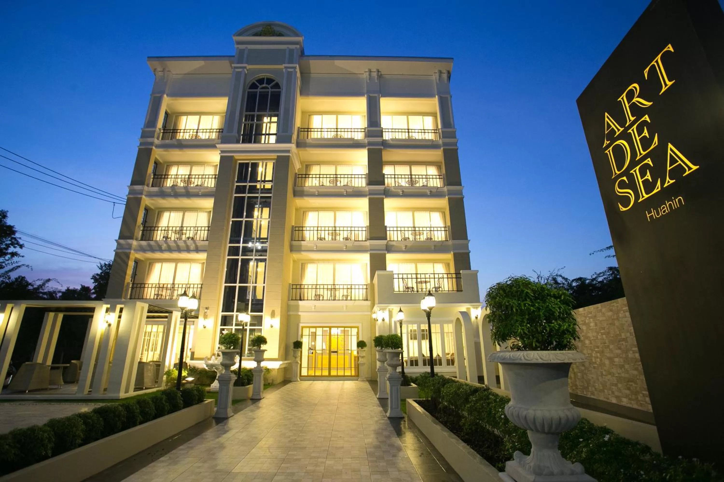 Property building in Art De Sea Hua Hin