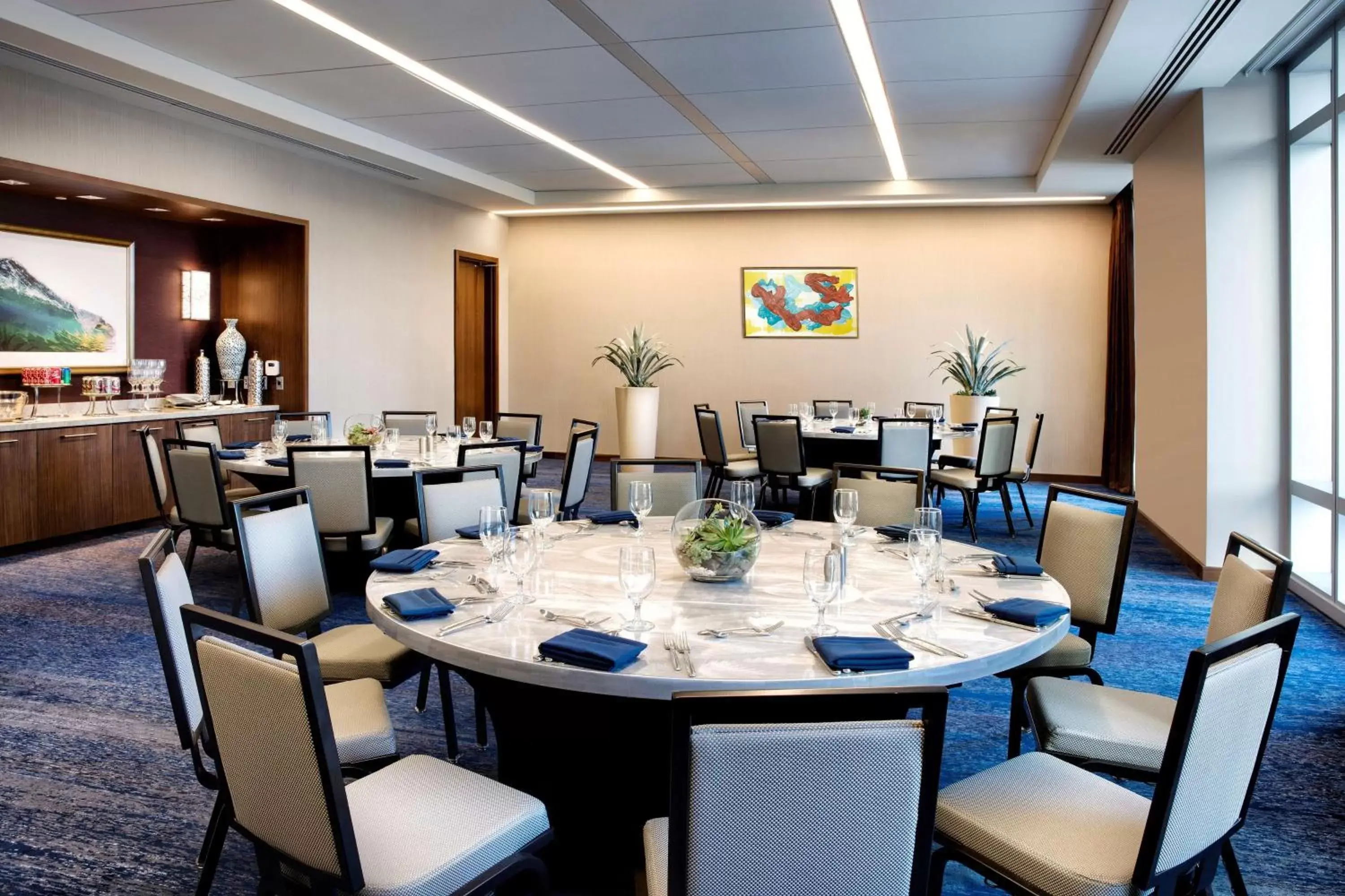 Meeting/conference room, Restaurant/Places to Eat in Hilton West Palm Beach