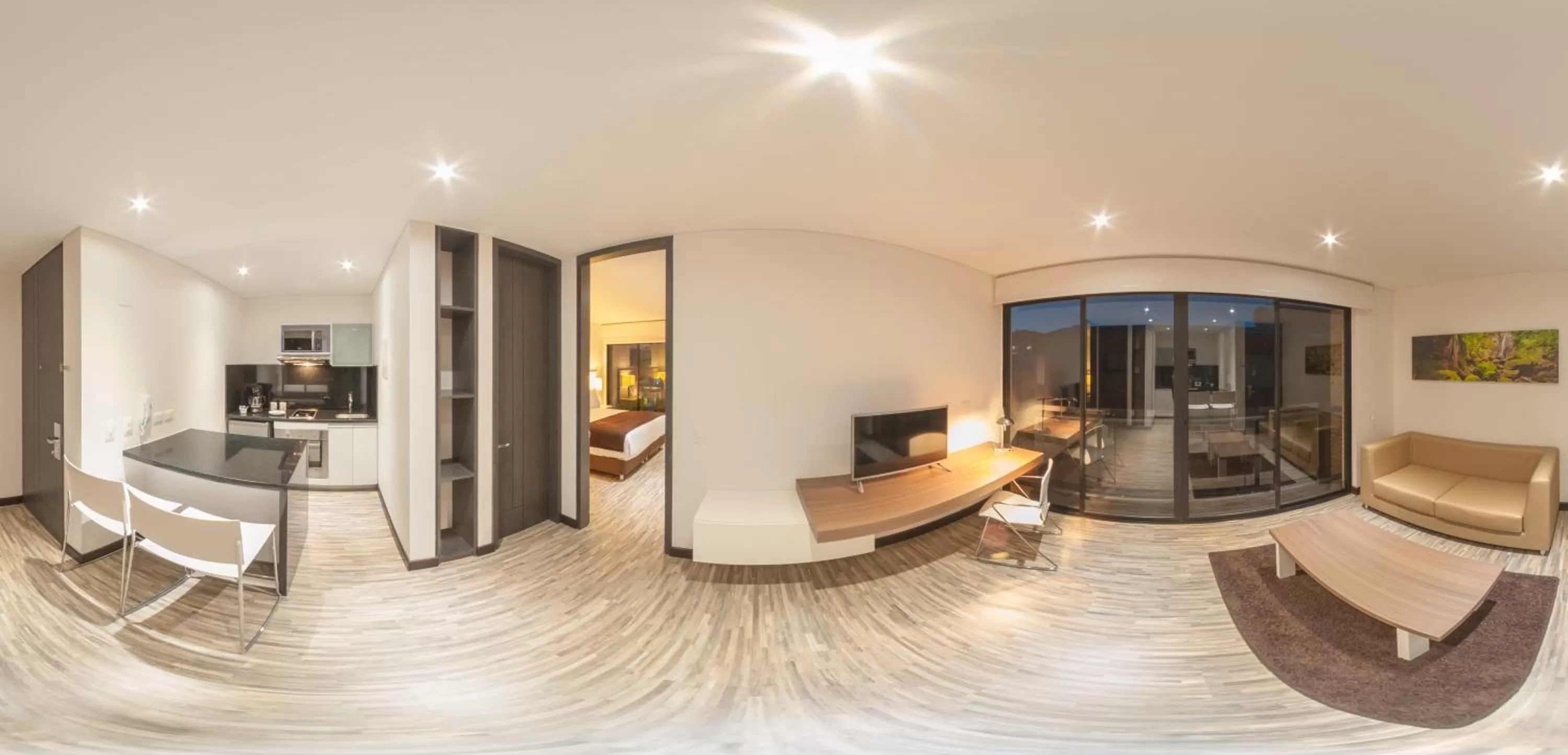 Night in Hotel Espacio 94