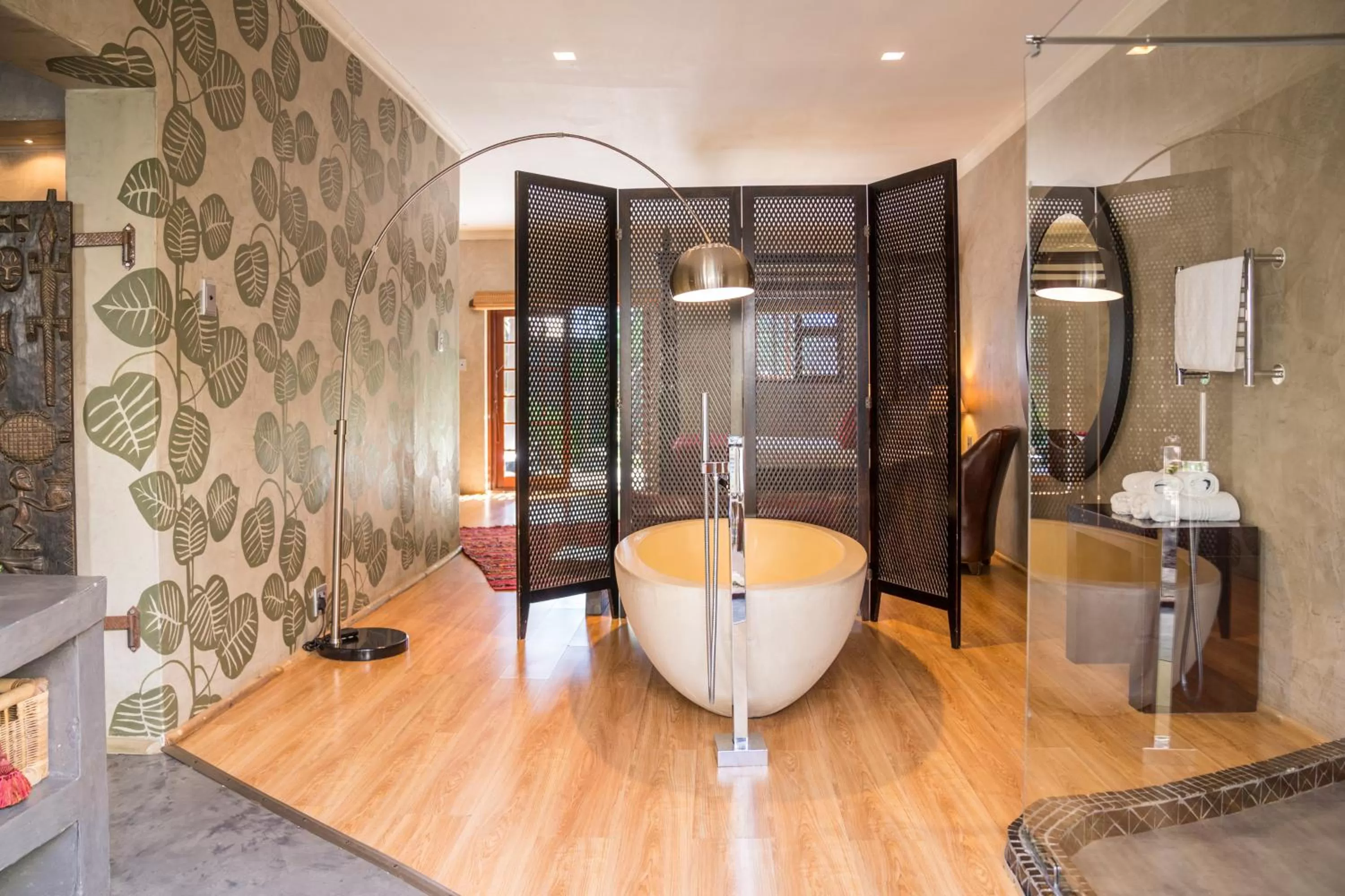 Bathroom in Singa Lodge - Lion Roars Hotels & Lodges