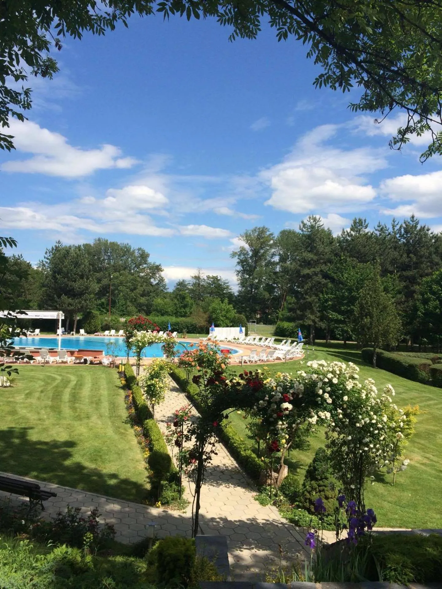 Garden in Hissar Spa Hotel