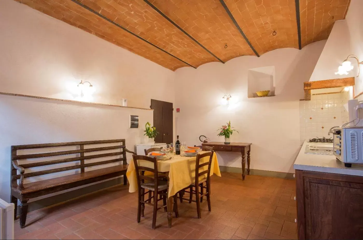 Dining Area in Borgo Bottaia