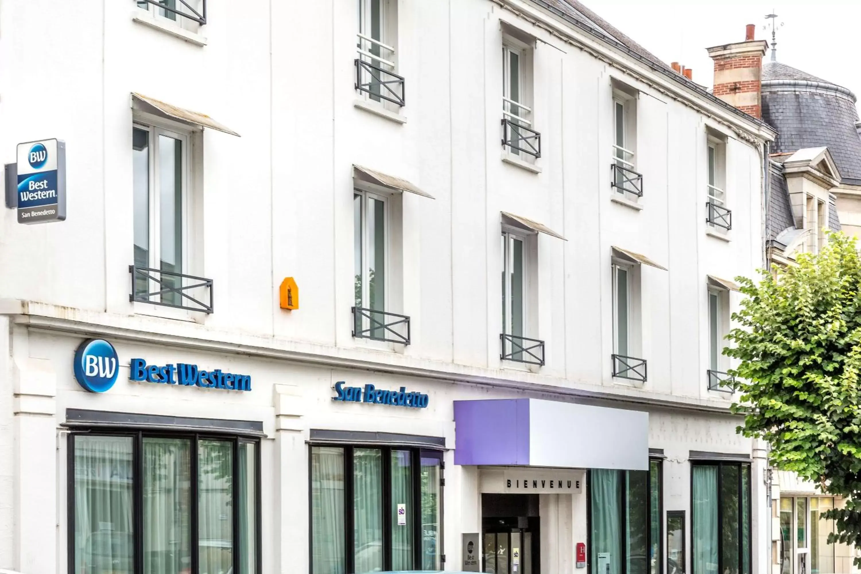 Property building in Best Western Hotel San Benedetto Property building in Best Western Hotel San Benedetto