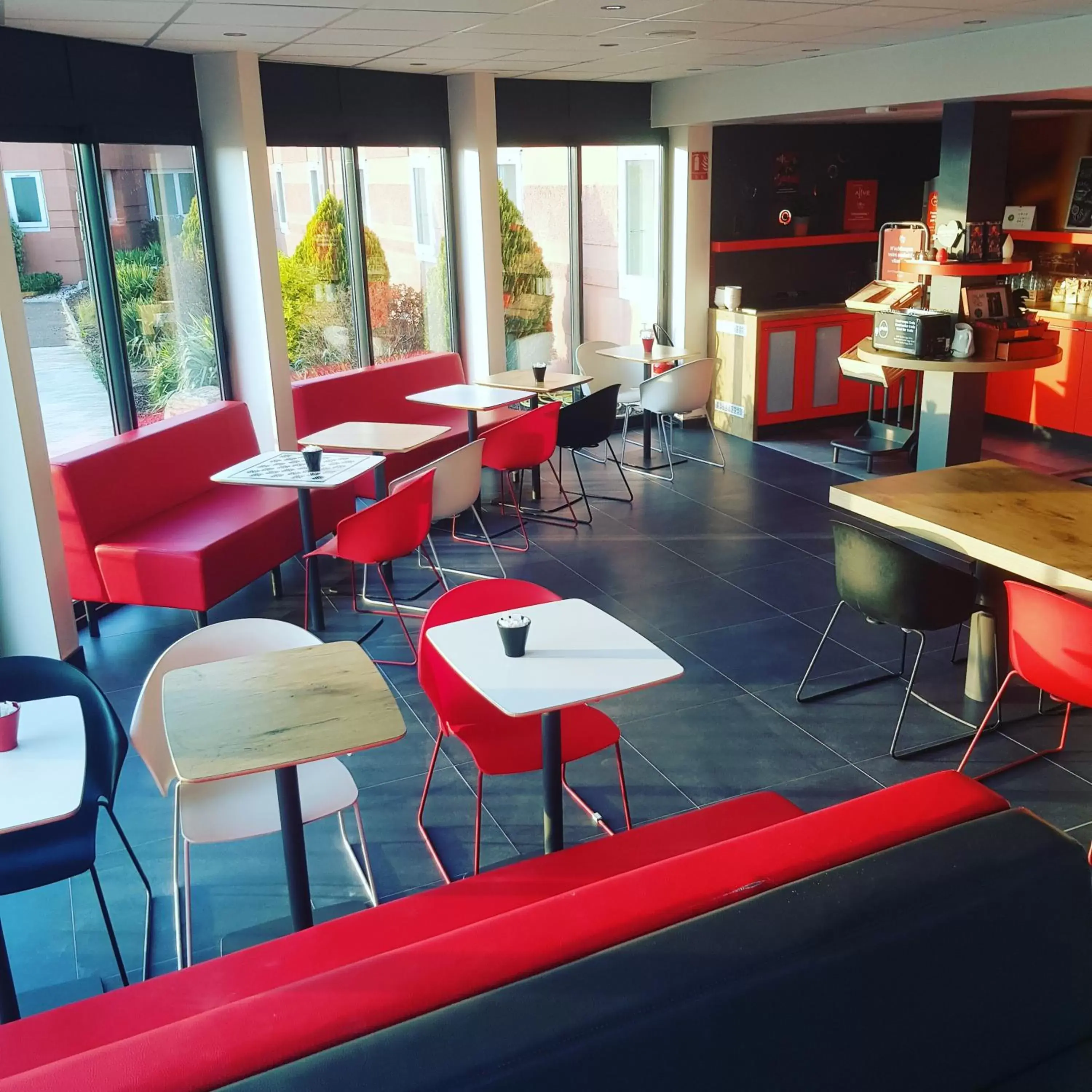 Banquet/Function facilities, Restaurant/Places to Eat in ibis Chalon Sur Saone Nord