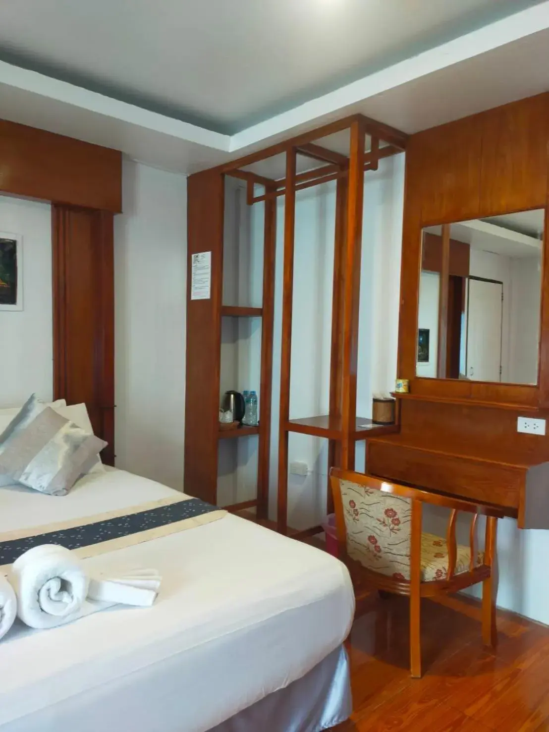 Bedroom, Bed in Lanta Nice Beach Resort - SHA Extra Plus